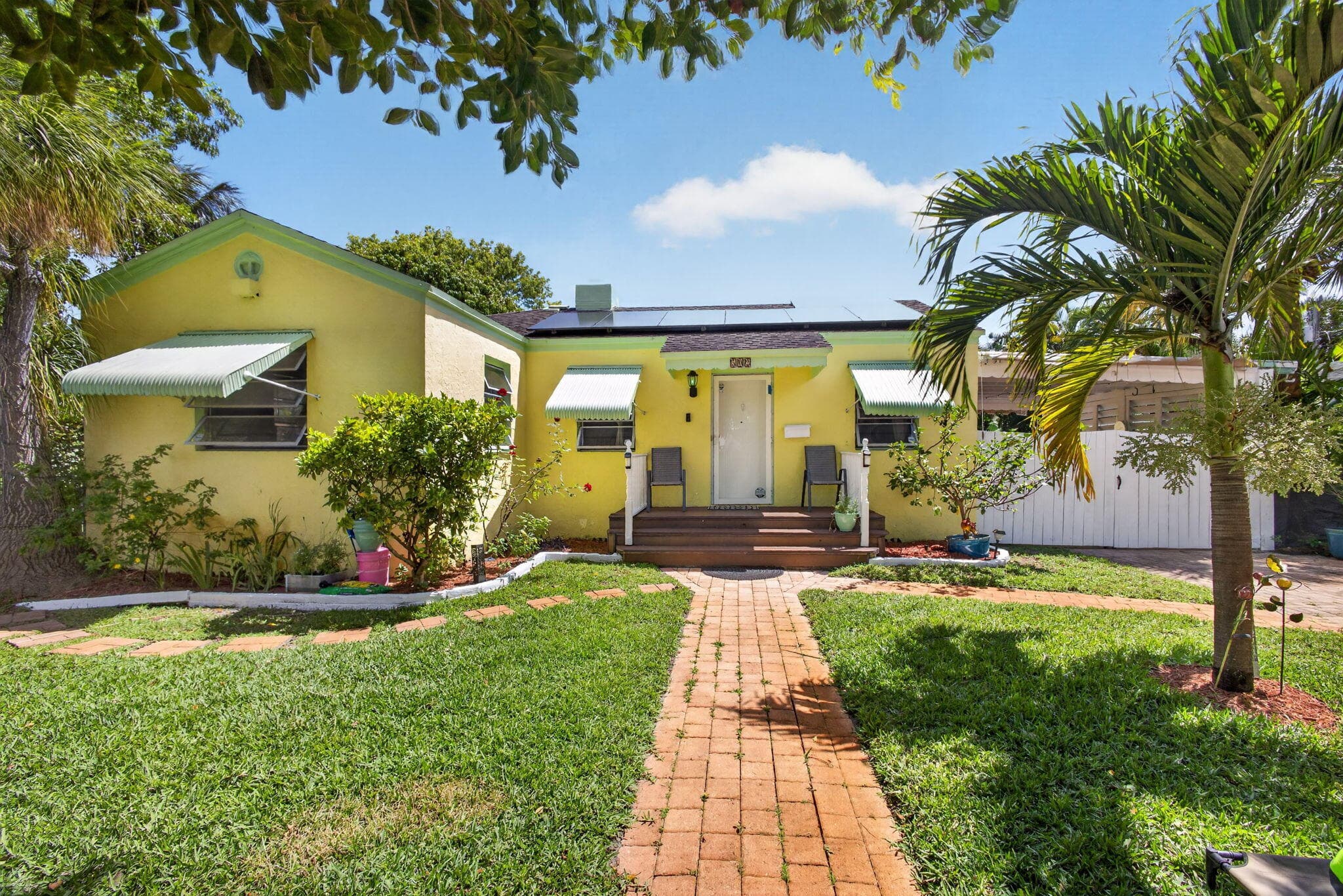 502 49th Street, West Palm Beach, FL 33407 — photo 3 of 67