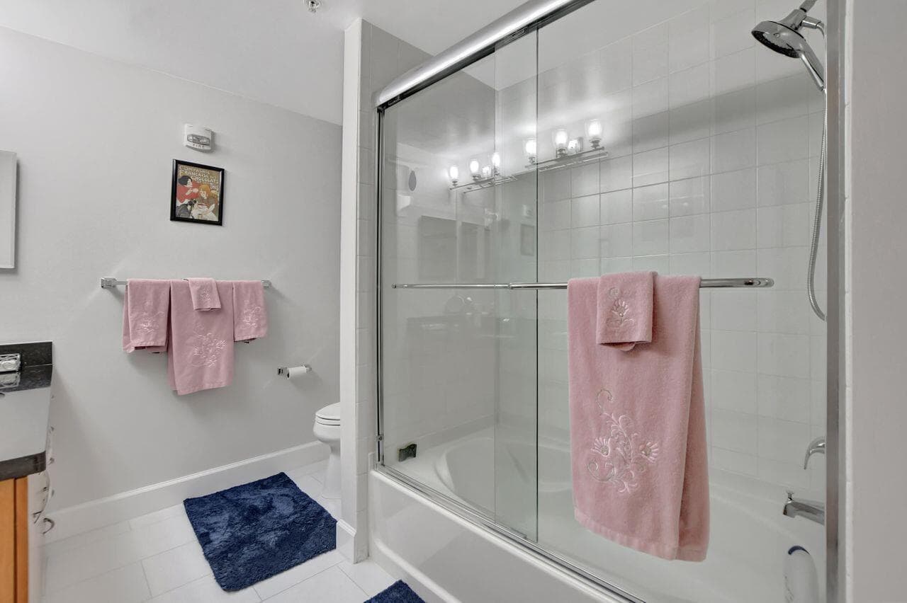250 NE 3rd Avenue 1408, Delray Beach, FL 33444 — photo 19 of 45