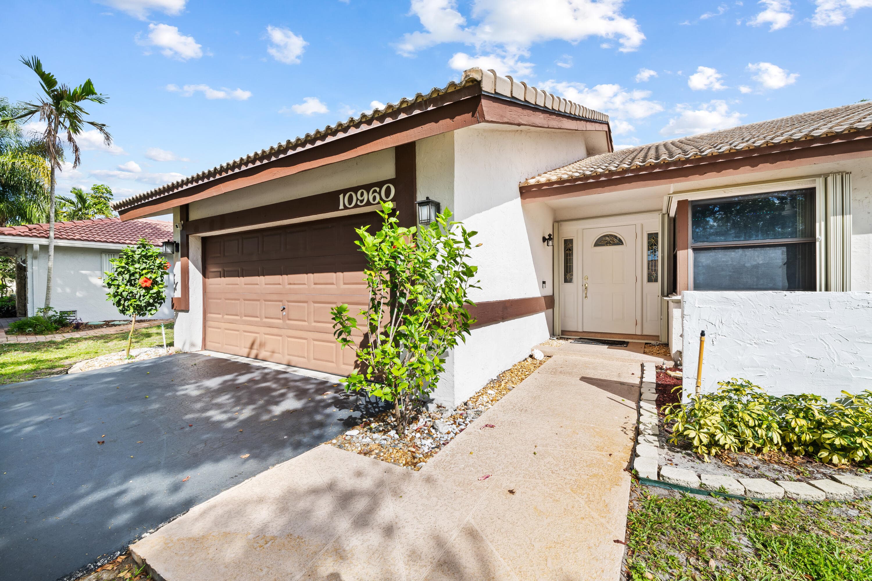 10960 NW 17th Place, Coral Springs, FL 33071 — photo 3 of 34
