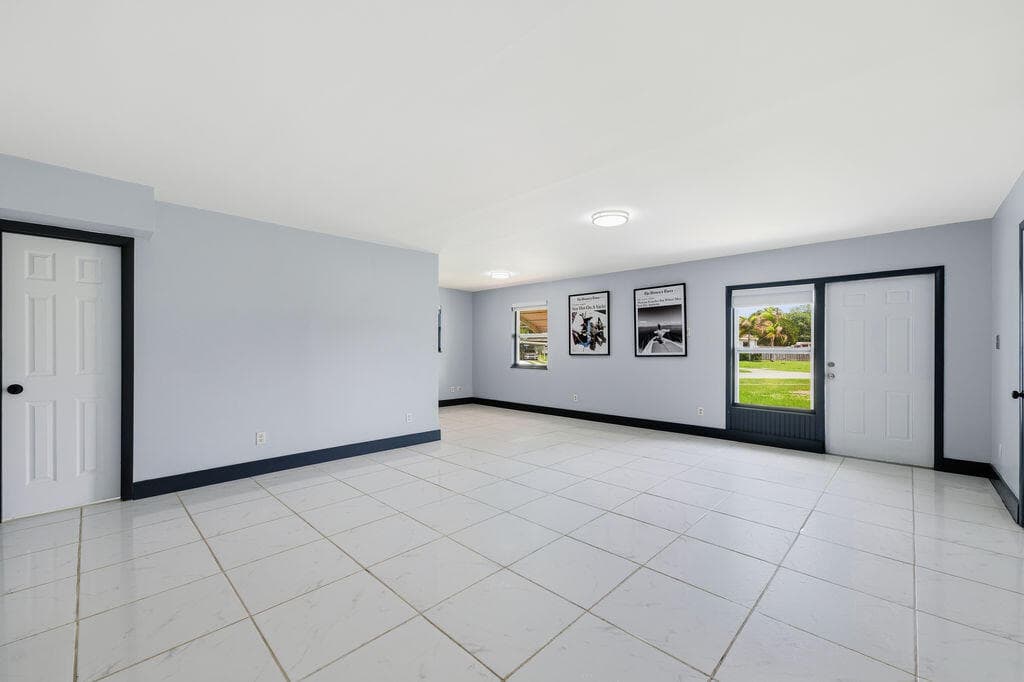 102 SE El Sito Court, Port St. Lucie, FL 34983 — photo 10 of 27
