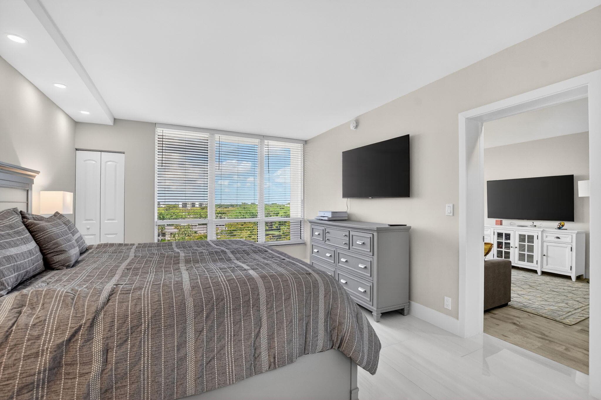 6815 Willow Wood Drive 4073, Boca Raton, FL 33434 — photo 19 of 48