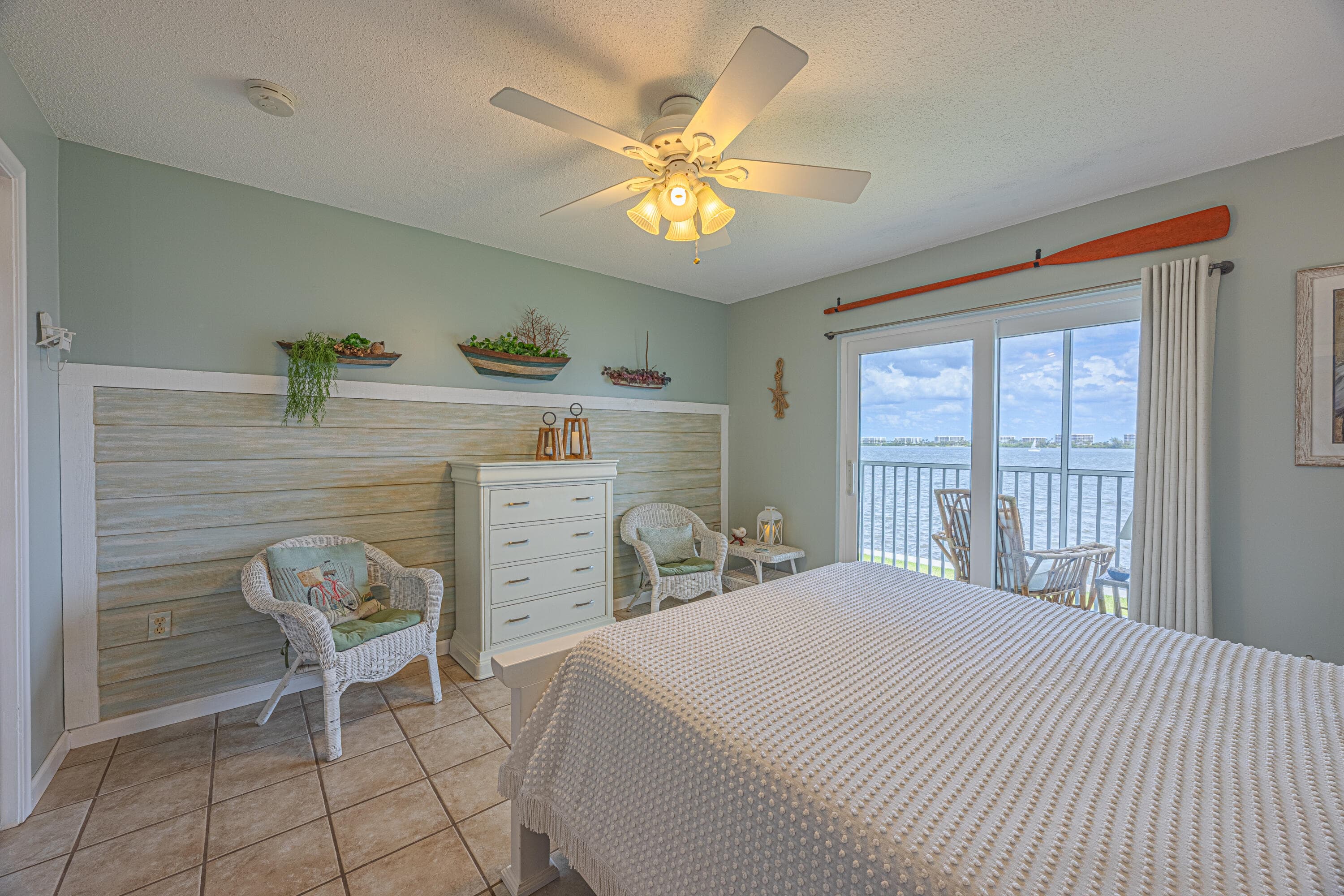 1516 S Lakeside Drive 203, Lake Worth Beach, FL 33460 — photo 9 of 21