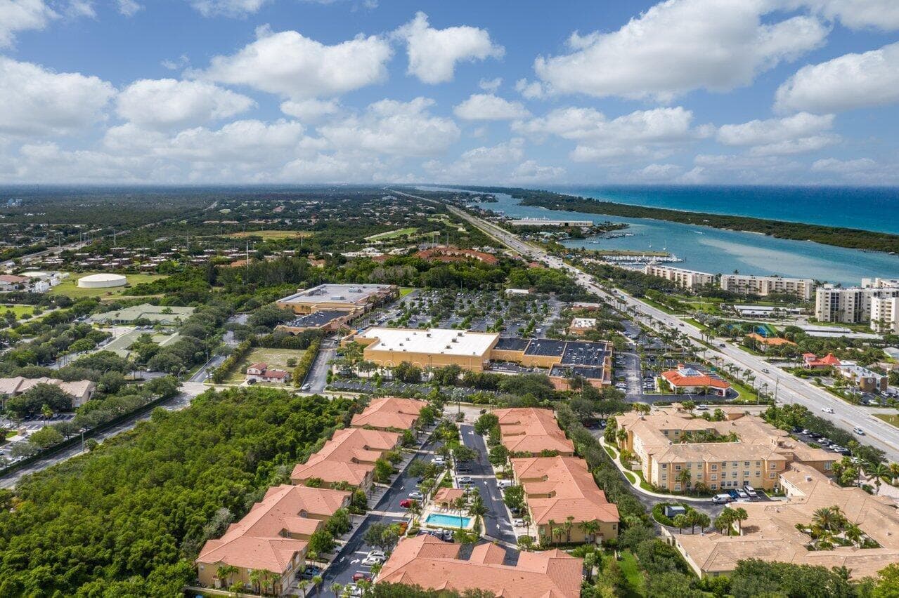 152 Village Boulevard H, Tequesta, FL 33469 — photo 31 of 32
