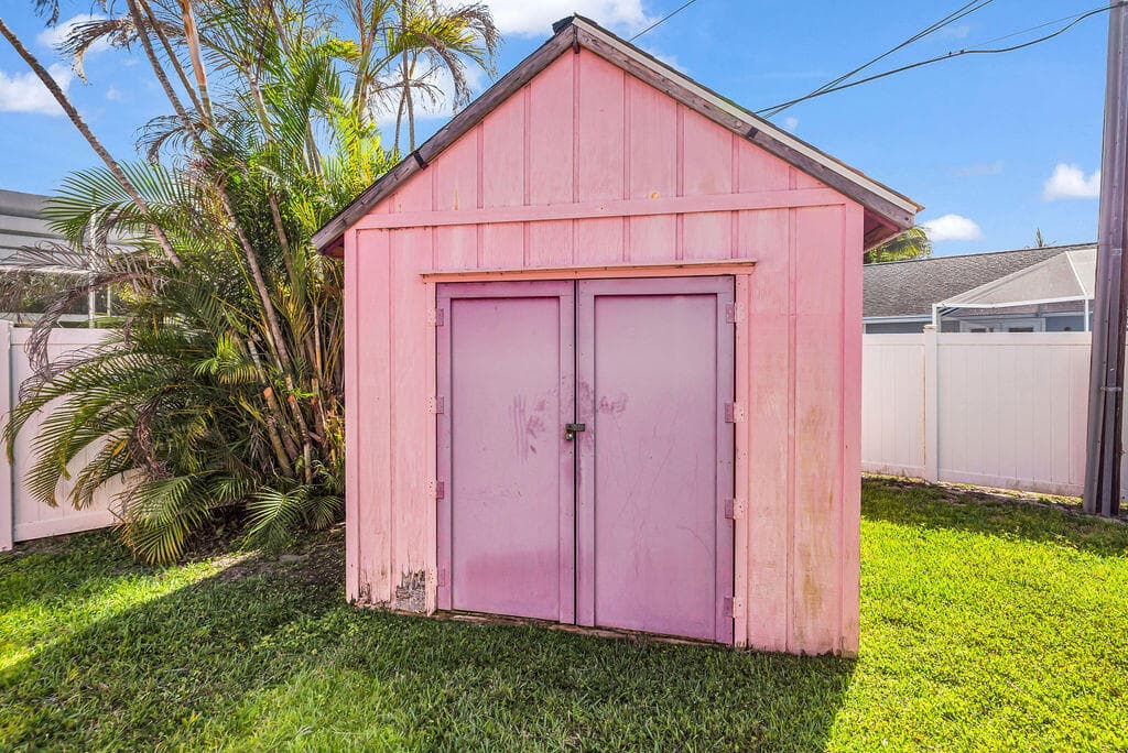 2024 NE 24th Street, Jensen Beach, FL 34957 — photo 13 of 49