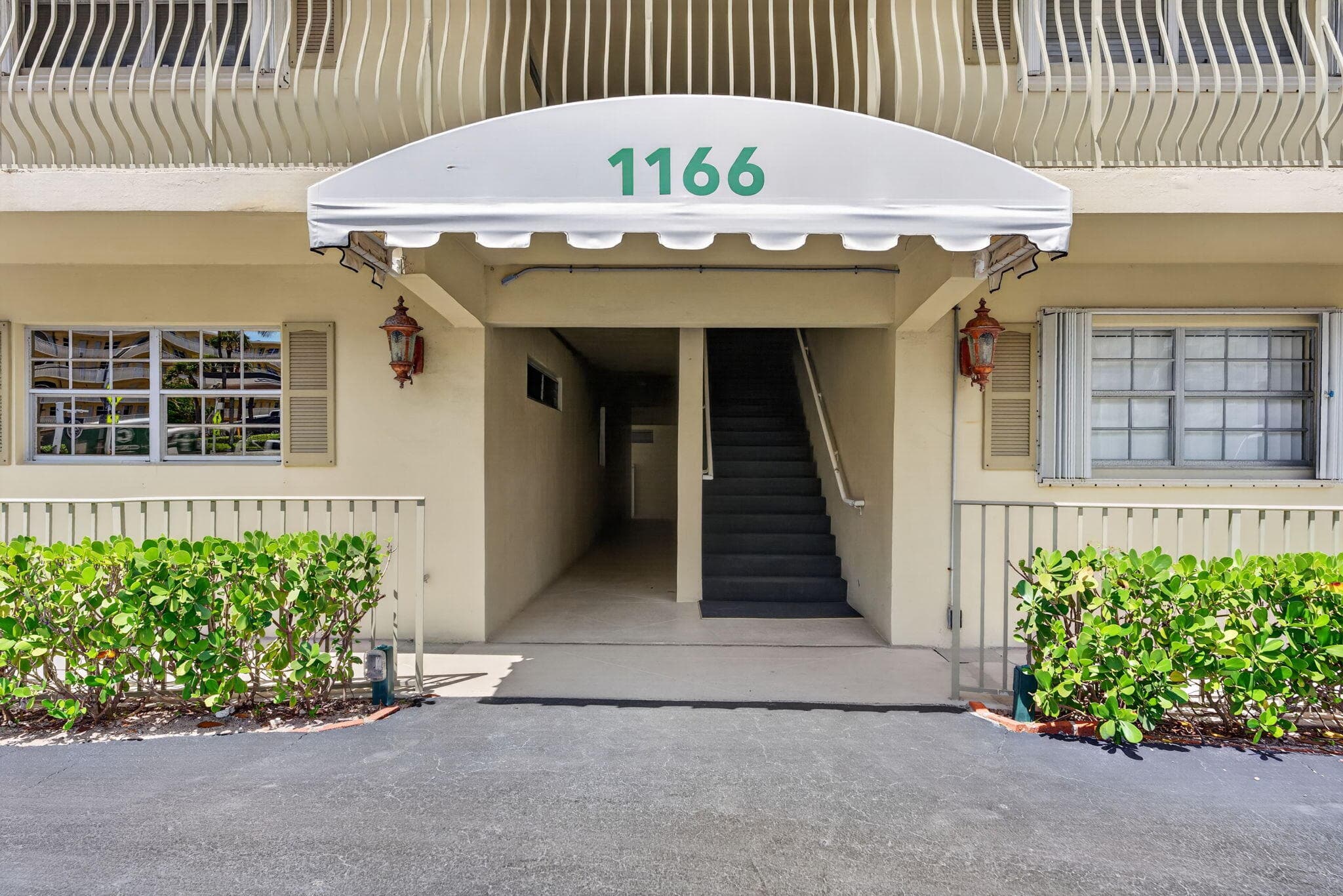 1166 Hillsboro Mile Hillsboro Mile 26, Hillsboro Beach, FL 33062 — photo 10 of 48