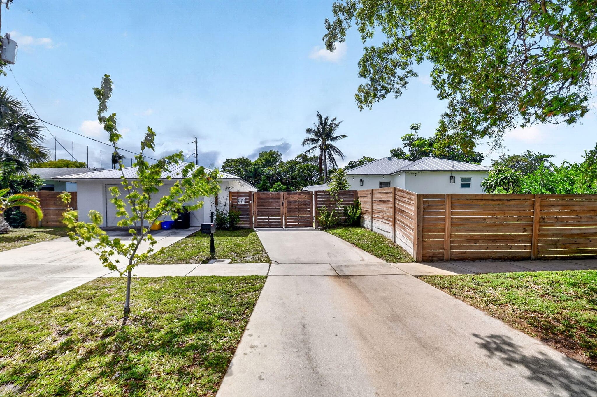702 Forest Hill Boulevard, West Palm Beach, FL 33405 — photo 19 of 34