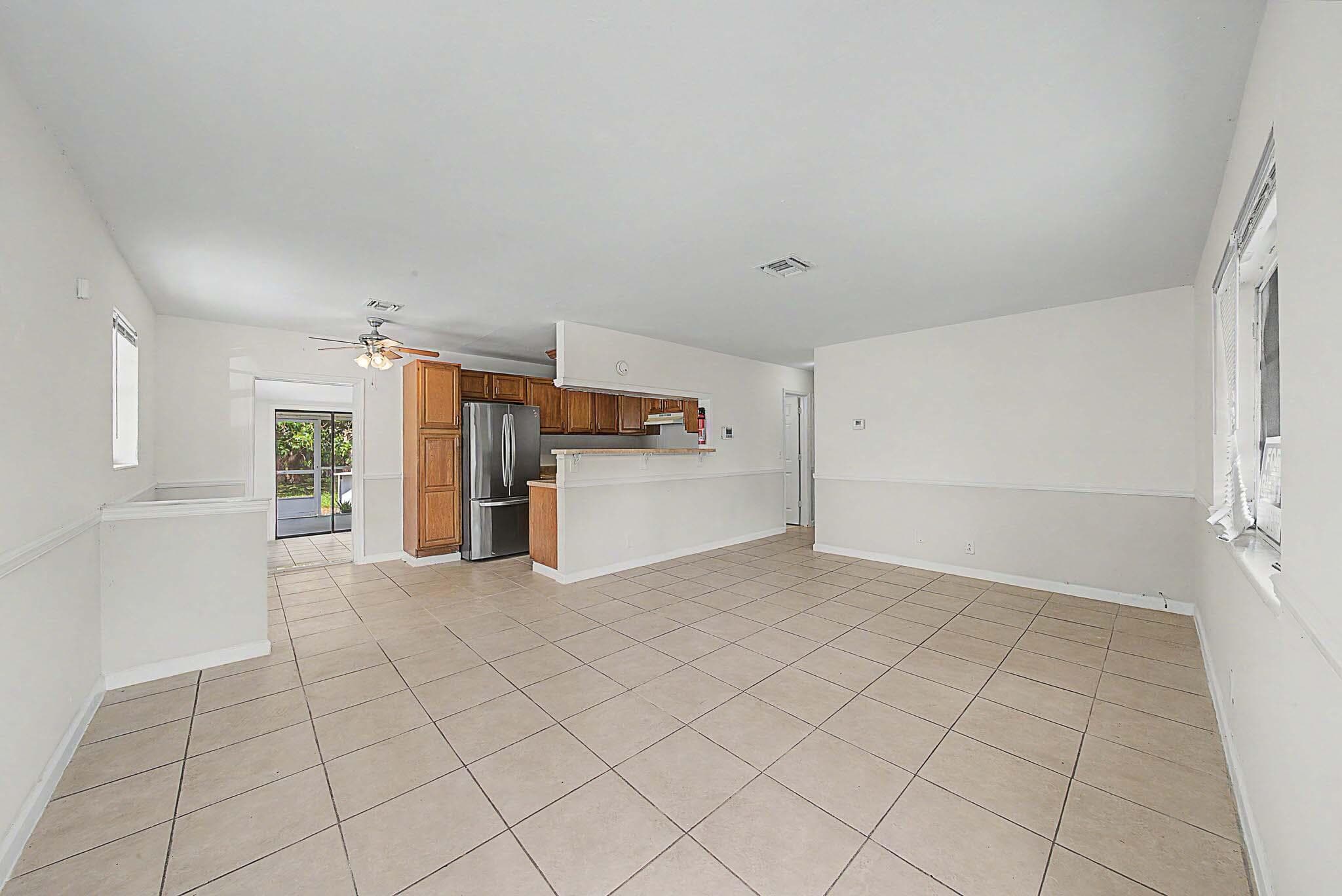 301 SE 21st Avenue, Boynton Beach, FL 33435 — photo 9 of 40
