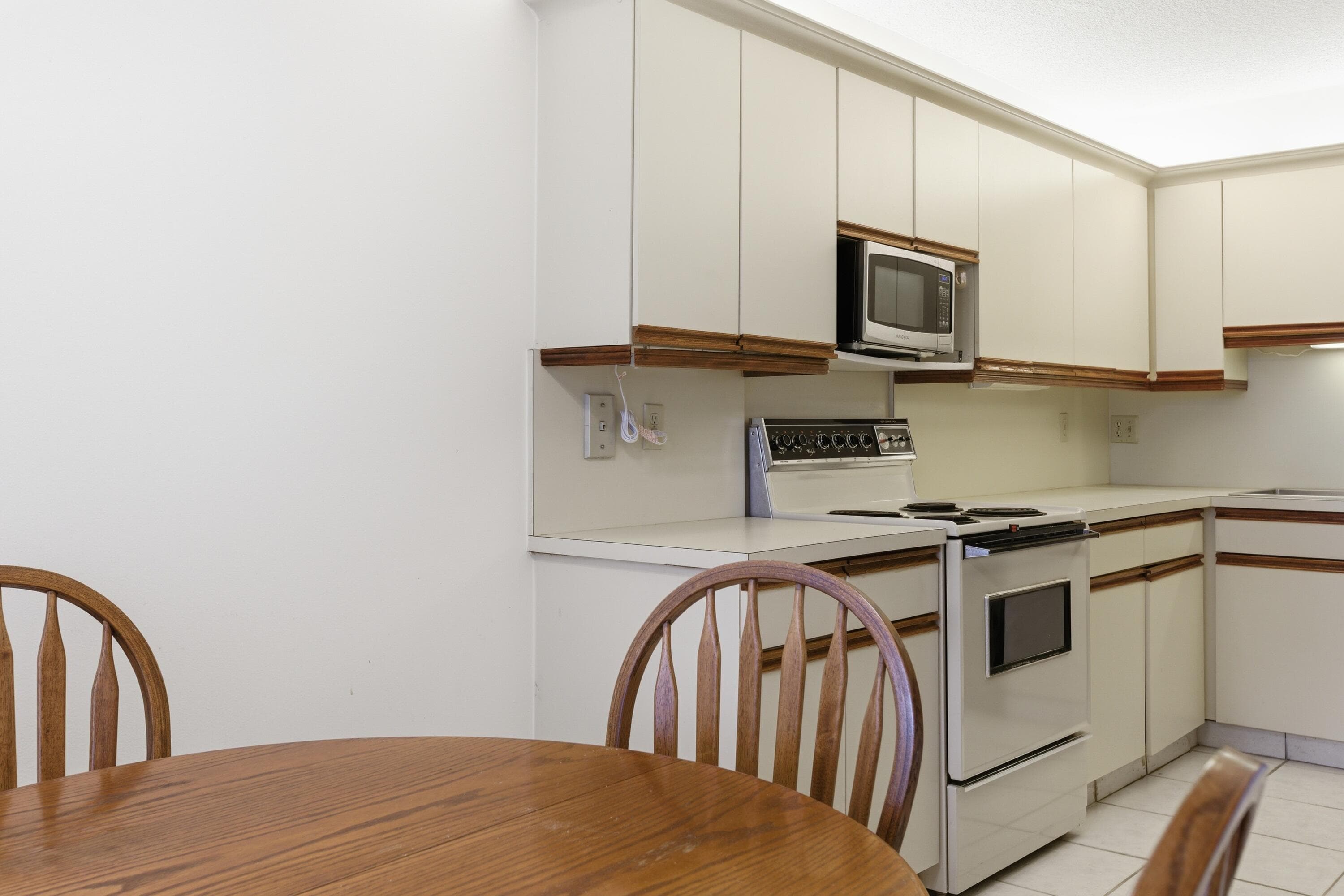 10118 Mangrove Drive 105, Boynton Beach, FL 33437 — photo 11 of 26