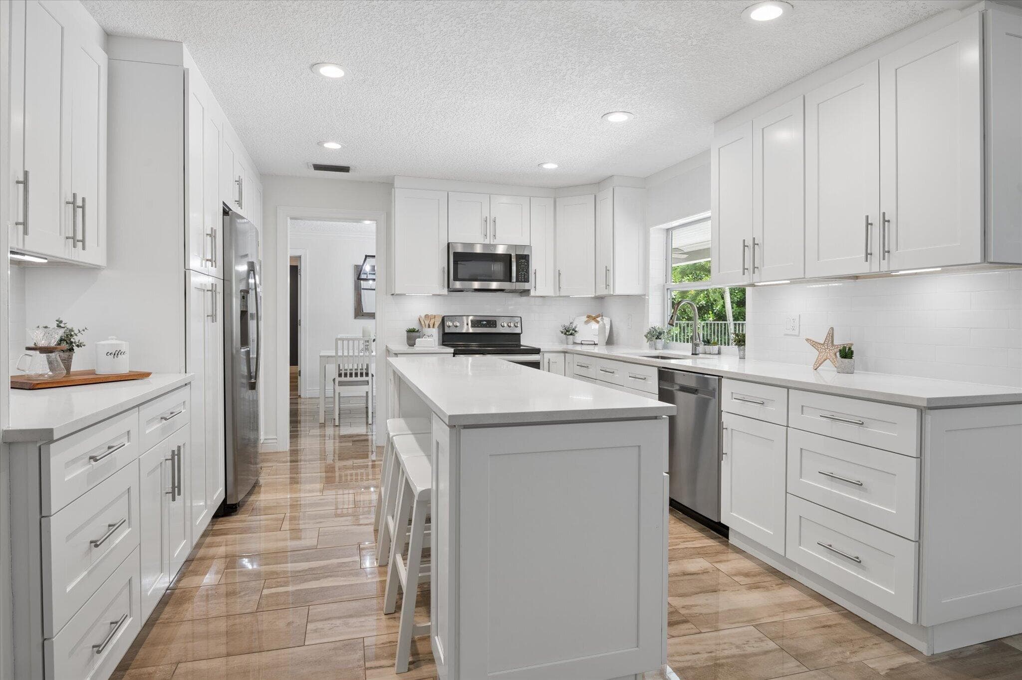 2691 NW 106th Avenue, Coral Springs, FL 33065 — photo 12 of 43