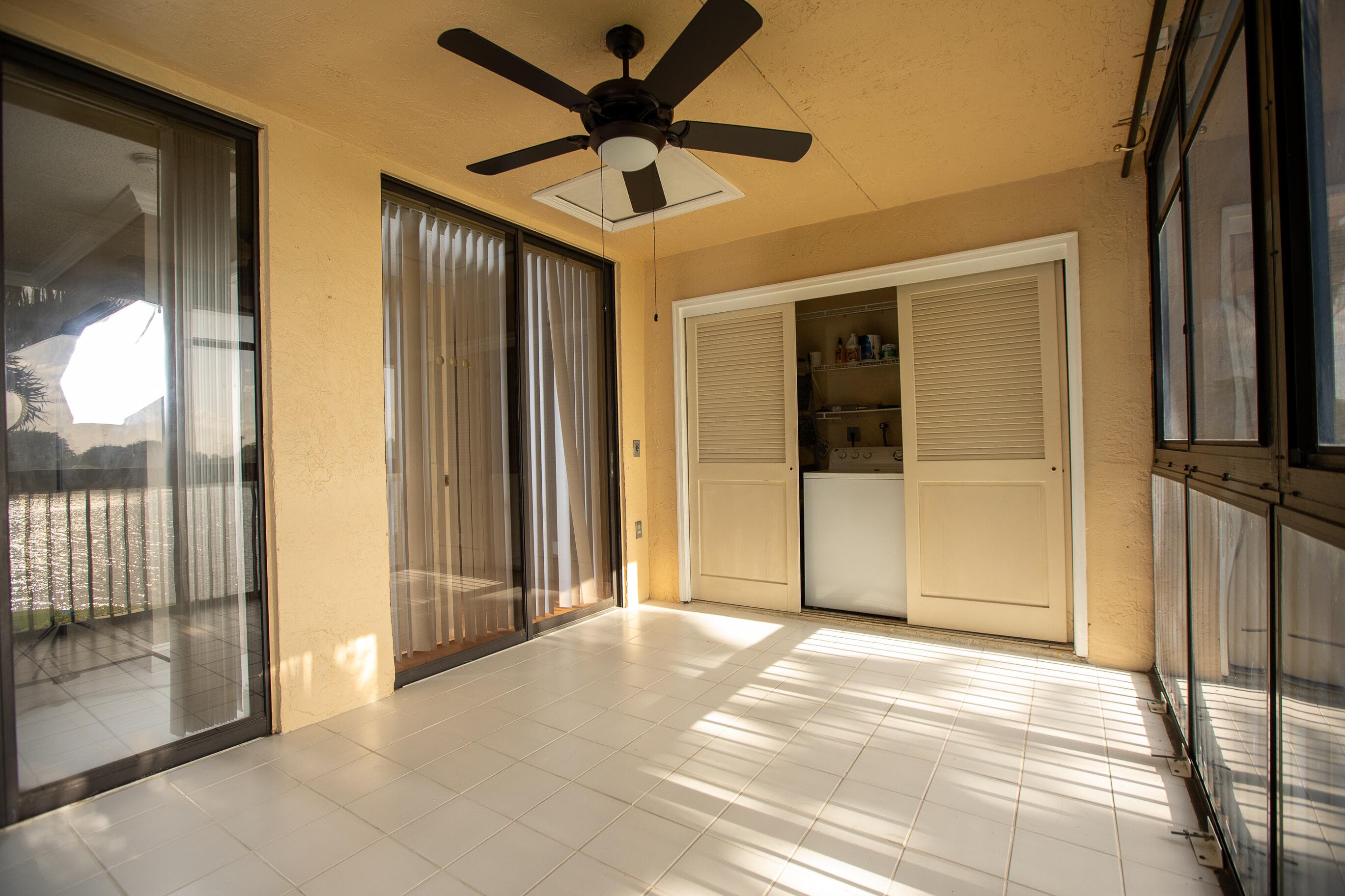 2738 S Carambola Circle S 1913, Coconut Creek, FL 33066 — photo 24 of 39