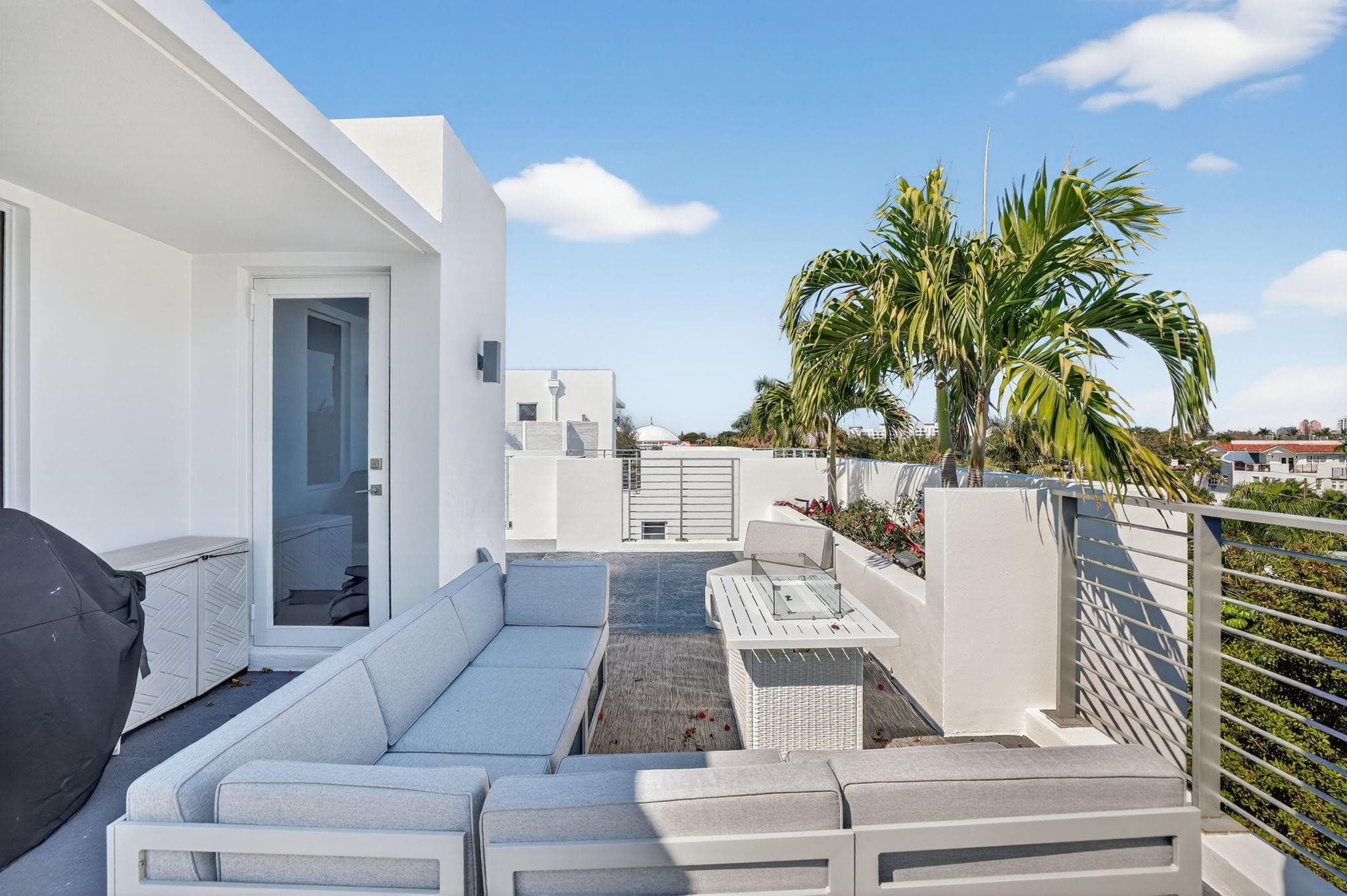700 NE 14th Avenue 206, Fort Lauderdale, FL 33304 — photo 57 of 73