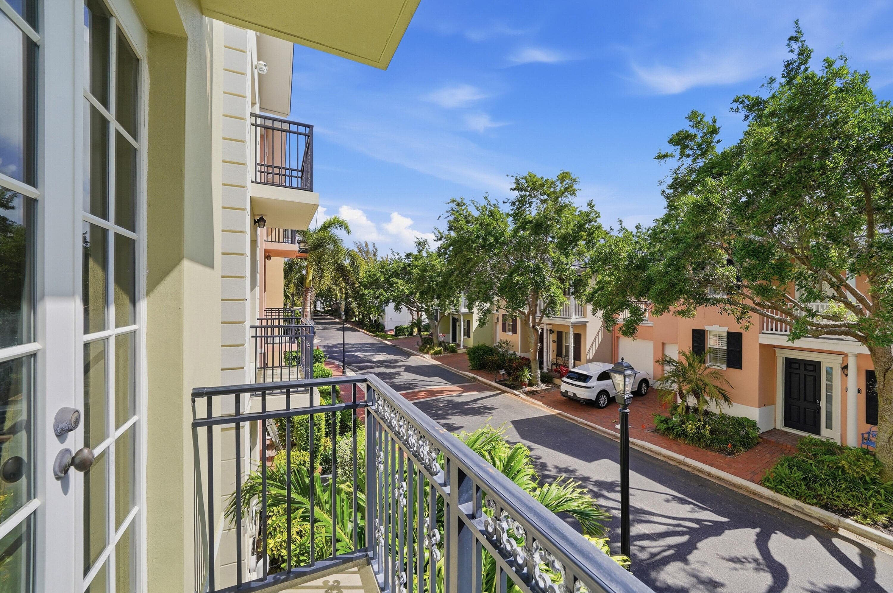 1050 E Heritage Club Circle, Delray Beach, FL 33483 — photo 33 of 48