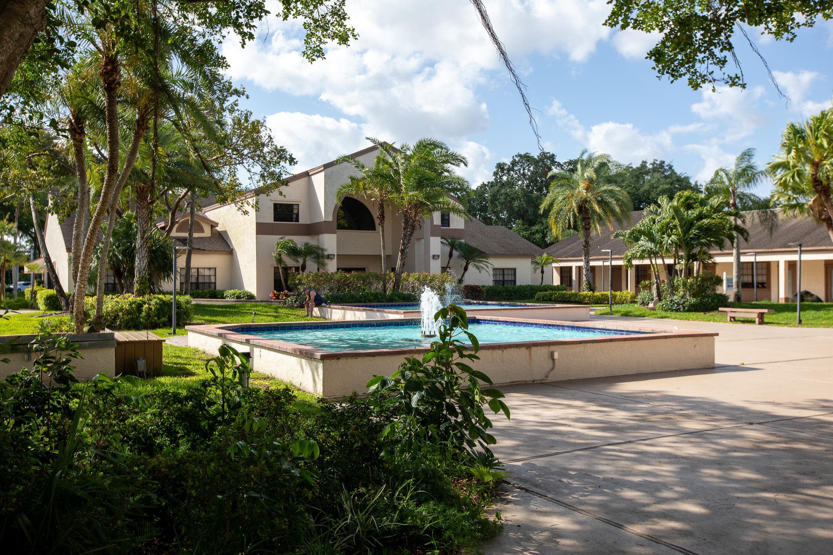 2738 S Carambola Circle S 1913, Coconut Creek, FL 33066 — photo 32 of 39