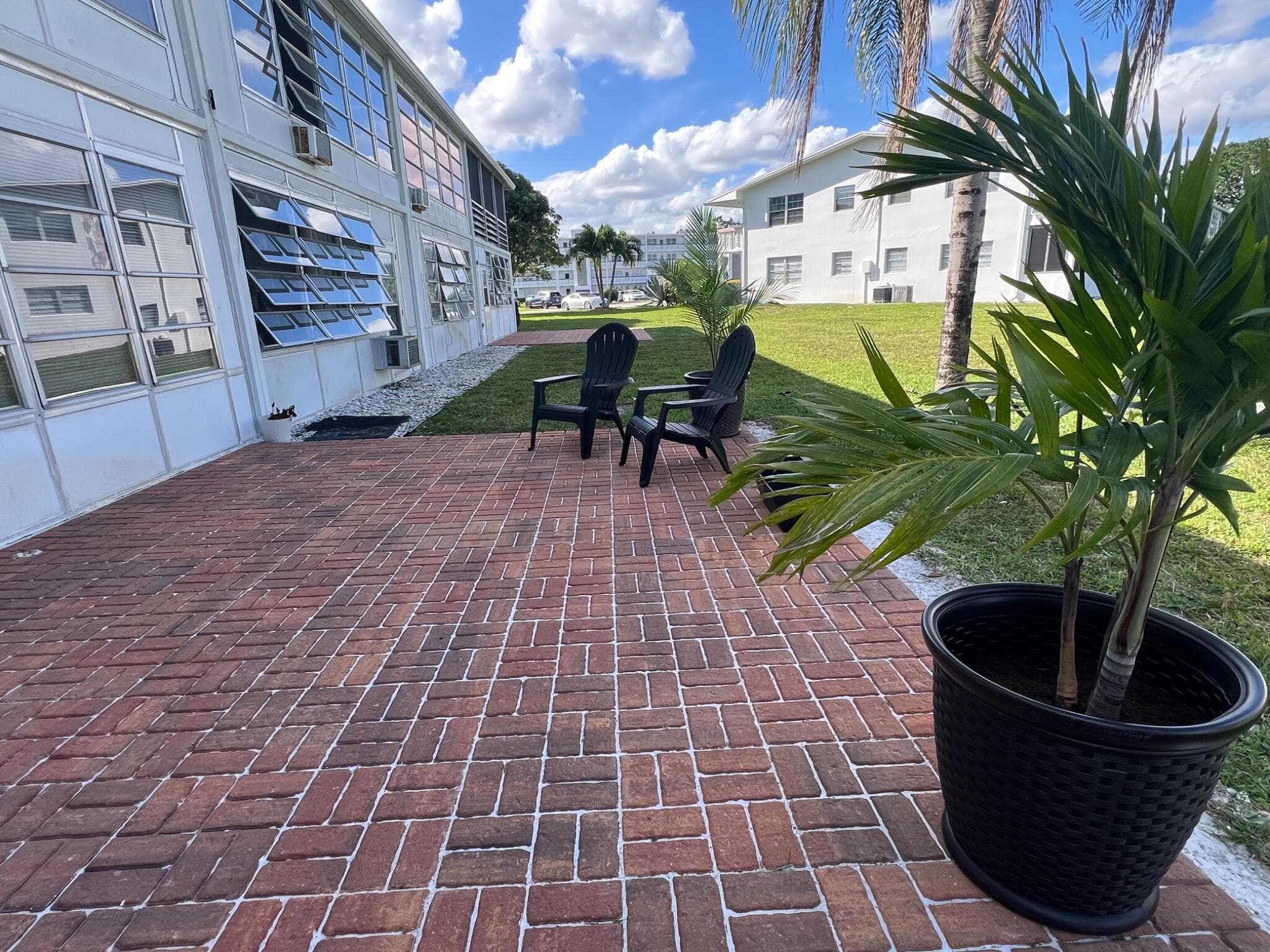 111 Oakridge I 111, Deerfield Beach, FL 33442 — photo 14 of 15