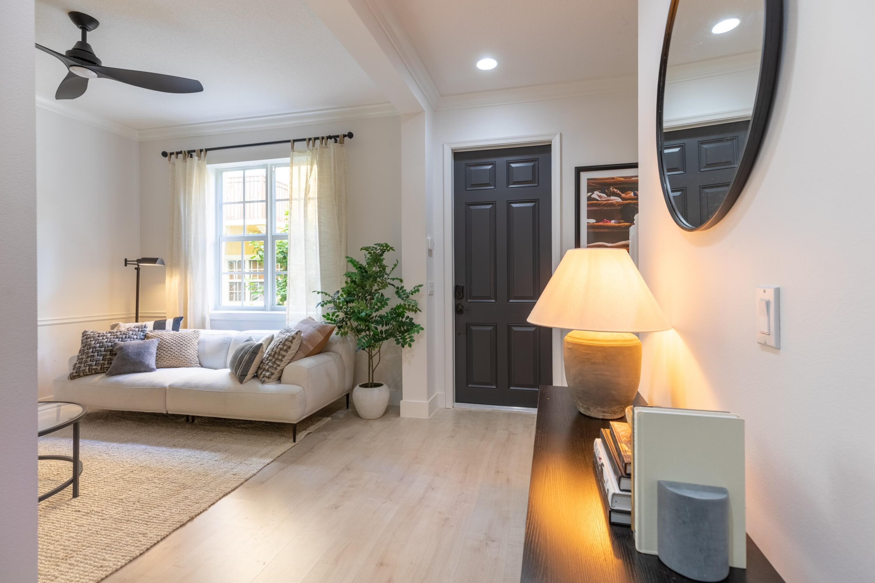 72 SE 6th Avenue H, Delray Beach, FL 33483 — photo 4 of 35