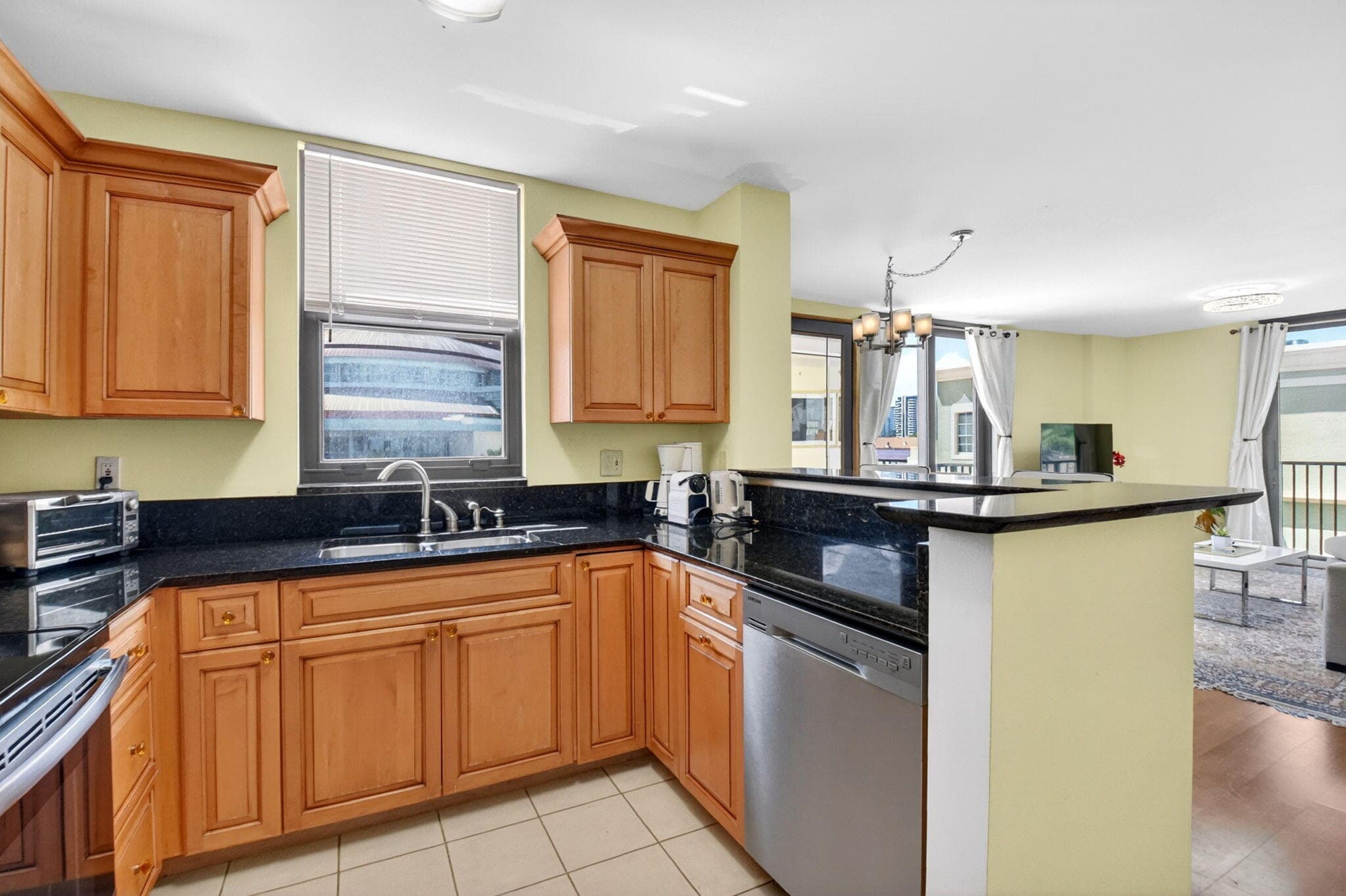 651 Okeechobee Boulevard 402, West Palm Beach, FL 33401 — photo 15 of 41