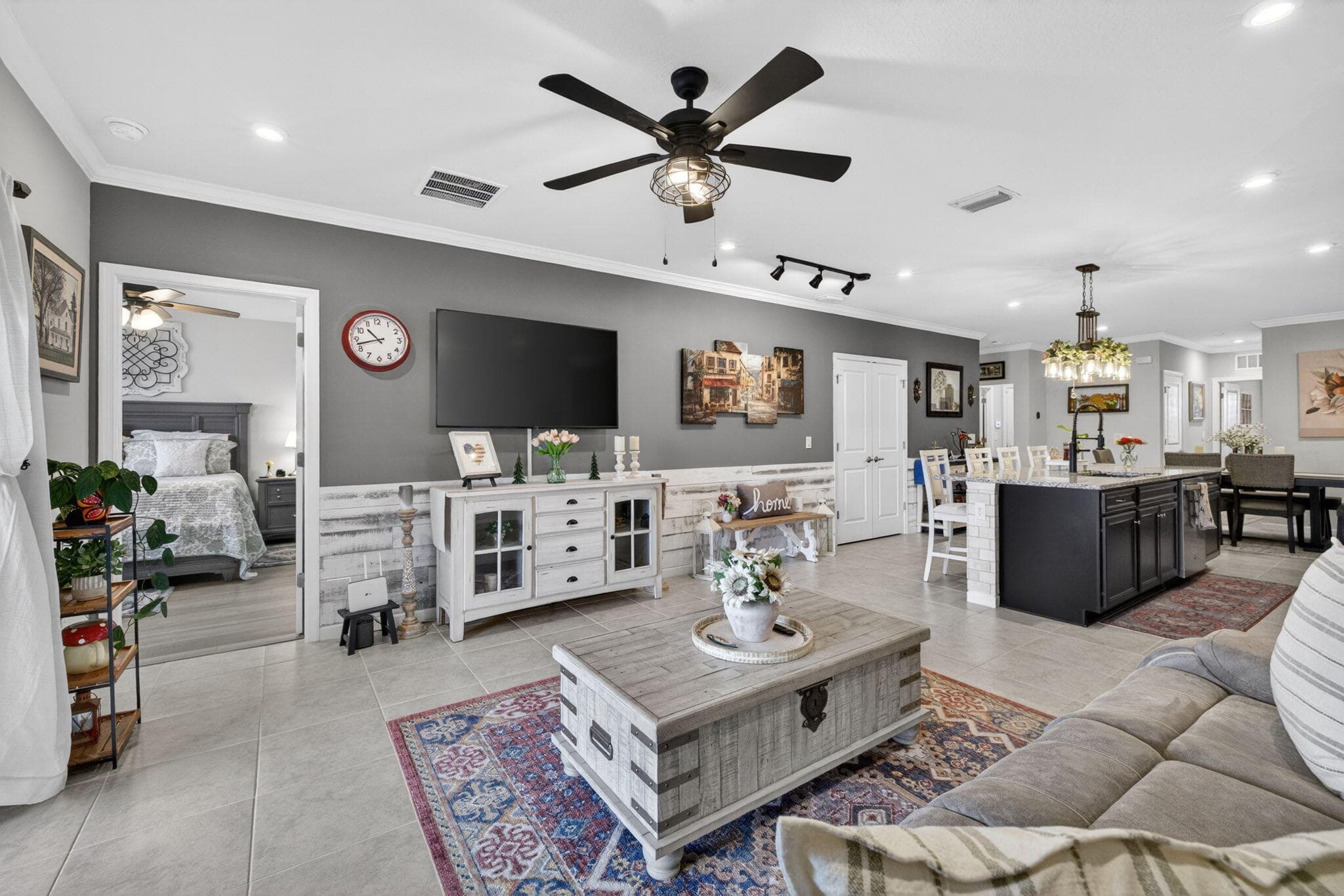 9400 SW Libertas Way, Port St. Lucie, FL 34987 — photo 15 of 46