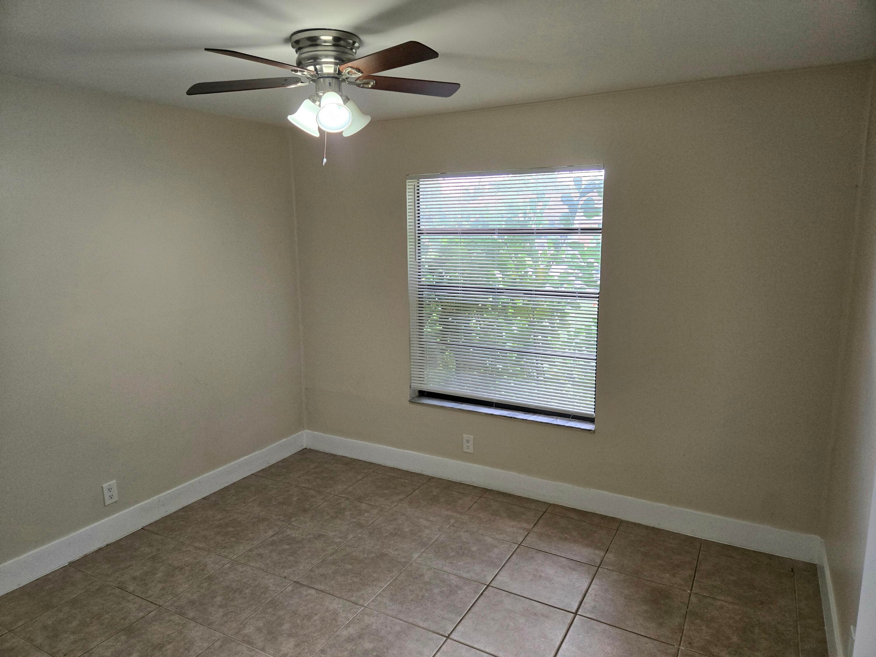 3921 NW 114th Avenue, Coral Springs, FL 33065 — photo 12 of 19