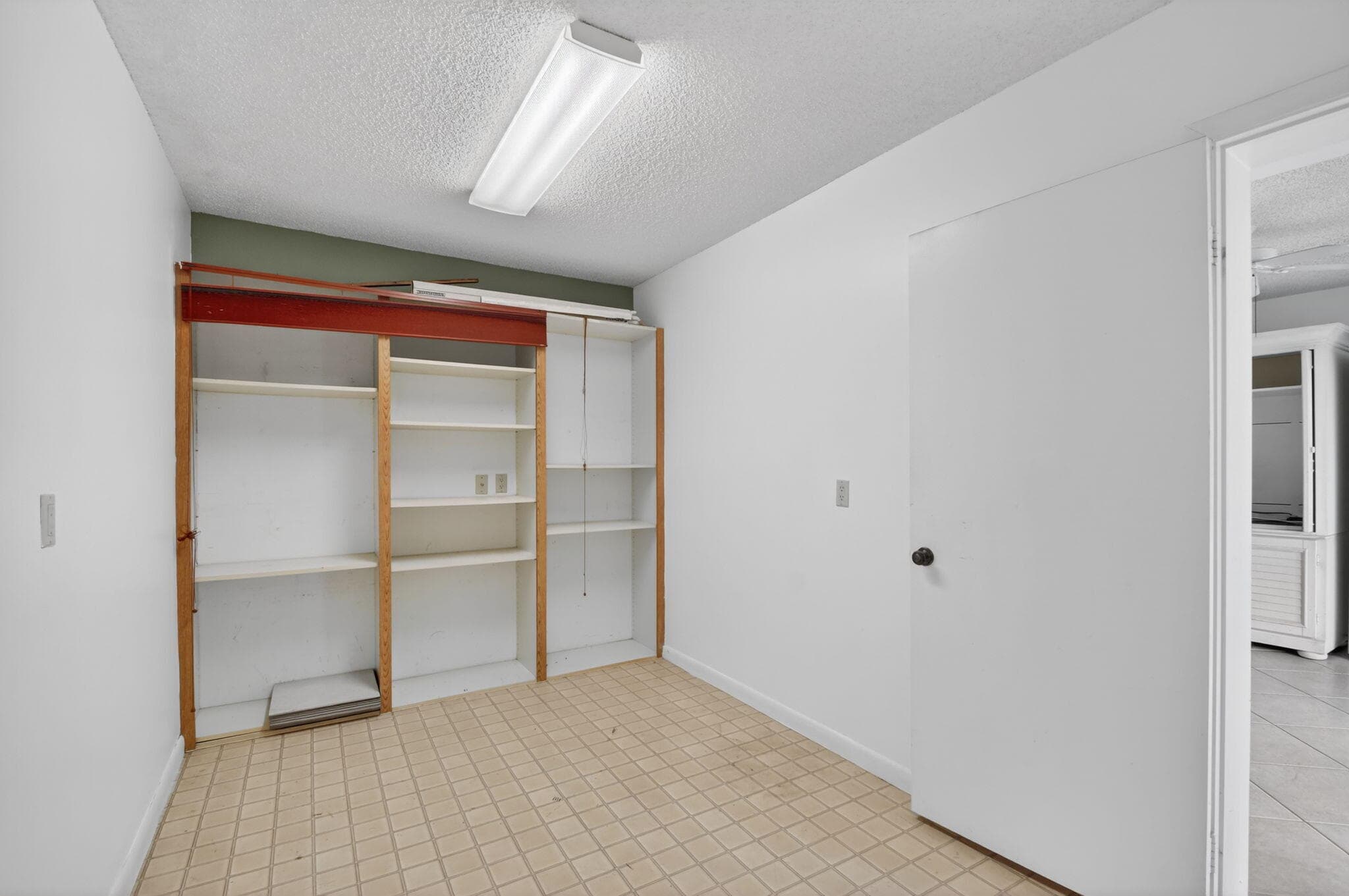 2461 Village Boulevard 101, West Palm Beach, FL 33409 — photo 37 of 57