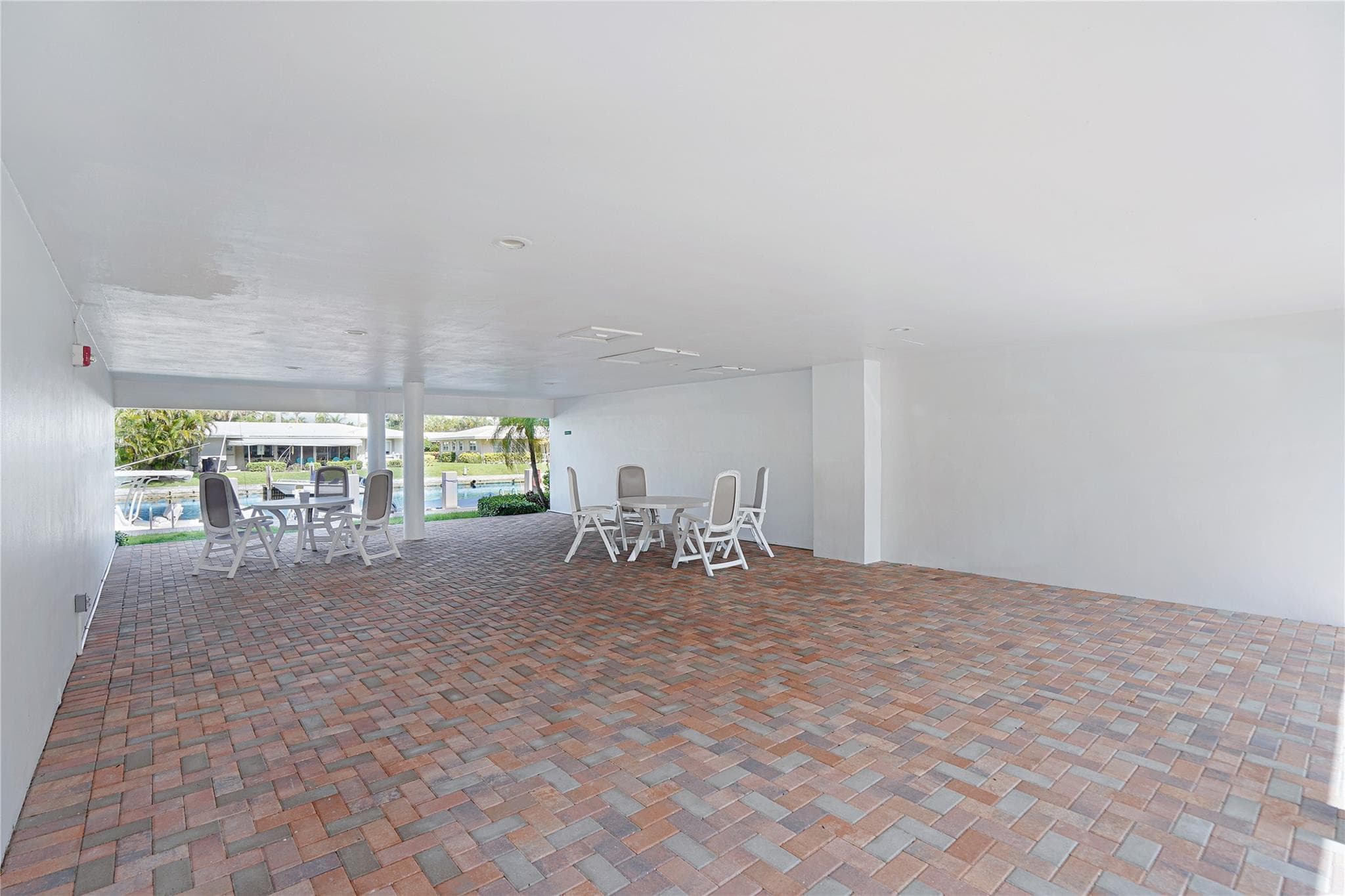 1461 S Ocean Boulevard 107, Lauderdale-By-The-Sea, FL 33062 — photo 39 of 55