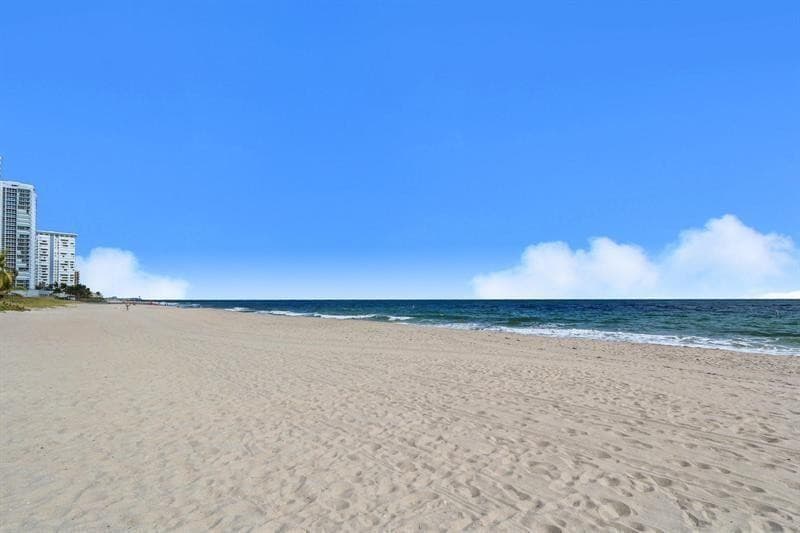 1461 S Ocean Boulevard 107, Lauderdale-By-The-Sea, FL 33062 — photo 50 of 55