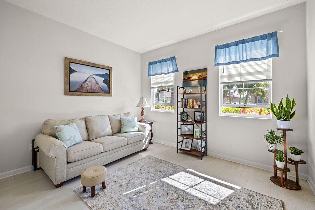 2165 SW Hawk River Dr Drive SW, Vero Beach, FL 32962 — photo 23 of 56