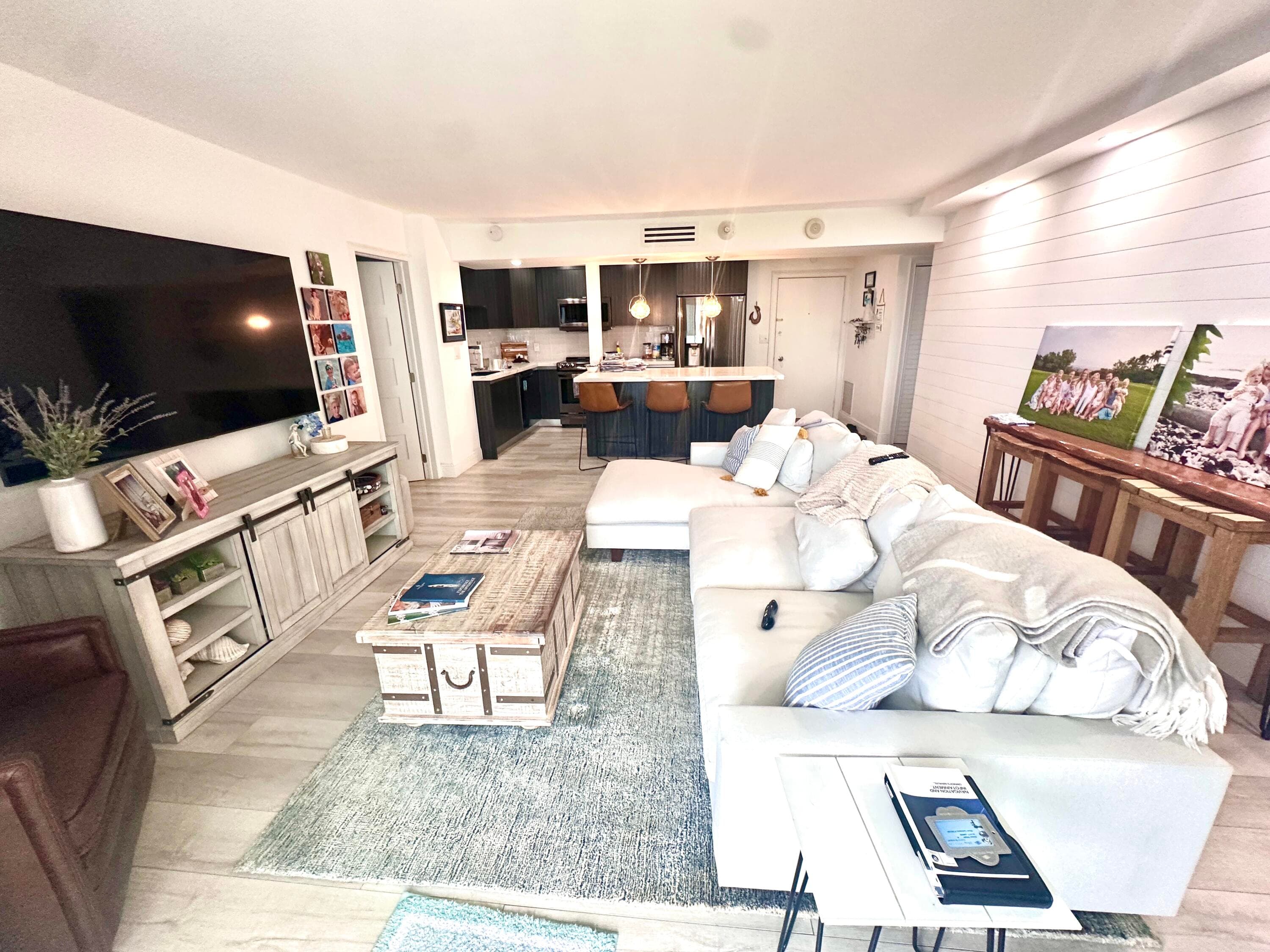 1 Las Olas Circle 1211, Fort Lauderdale, FL 33316 — photo 5 of 47