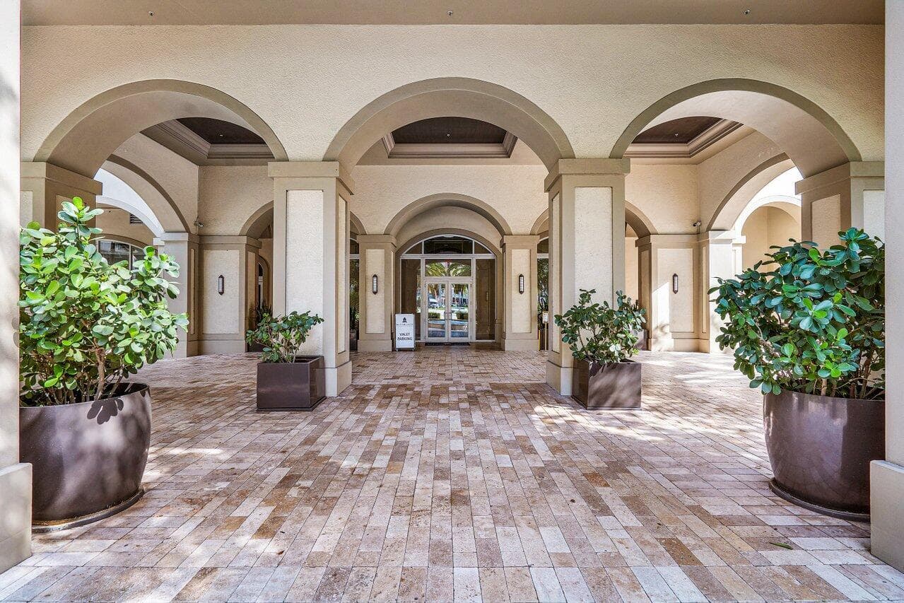 550 Okeechobee Boulevard 423, West Palm Beach, FL 33401 — photo 62 of 133