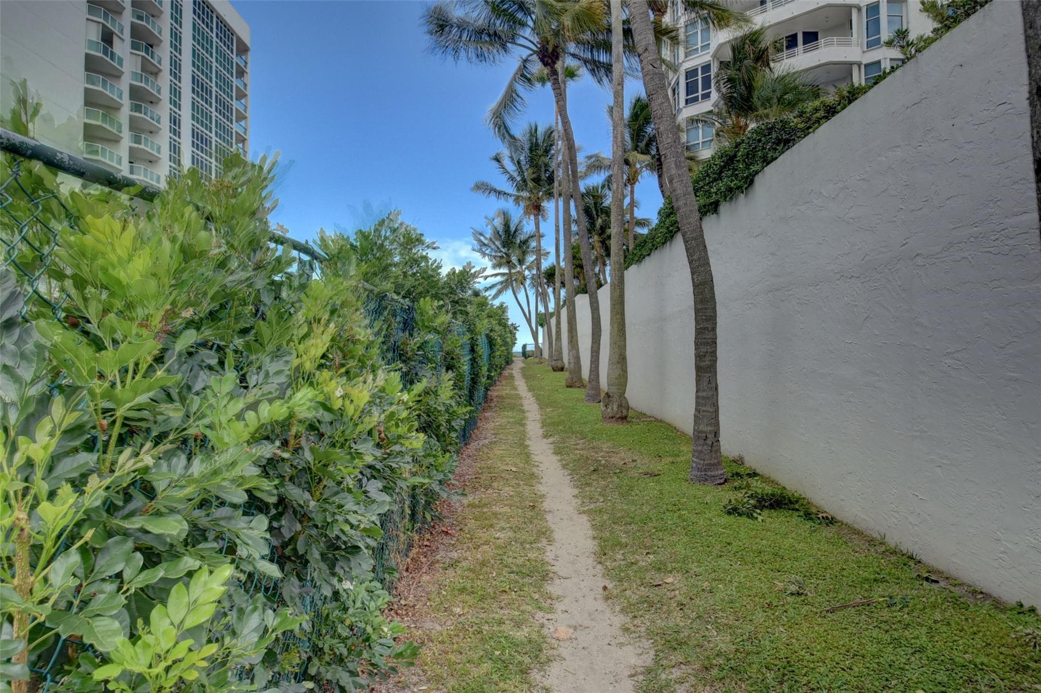 1461 S Ocean Boulevard S 321, Lauderdale-By-The-Sea, FL 33062 — photo 6 of 40