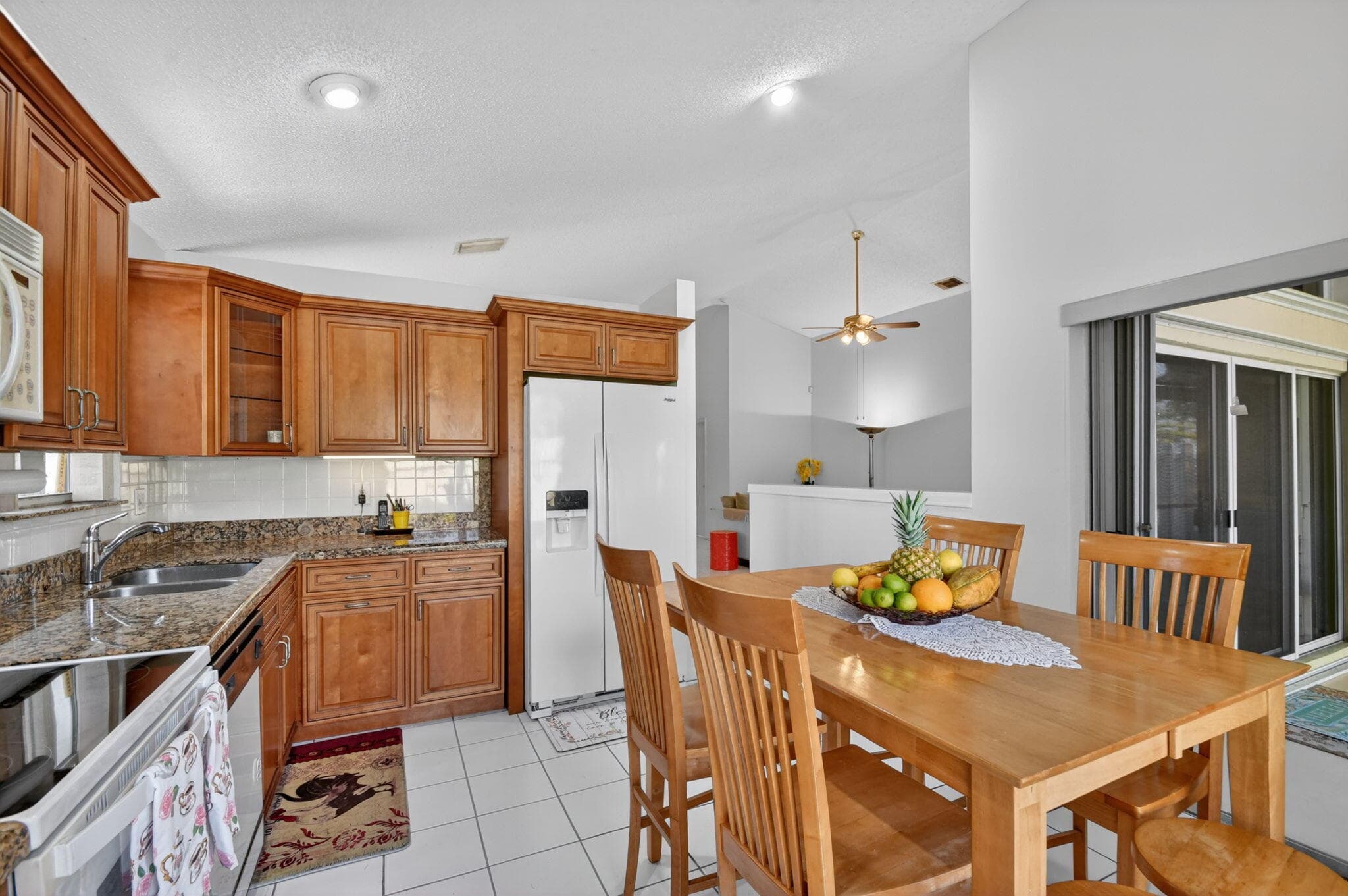 1033 Fairfax Circle W, Boynton Beach, FL 33436 — photo 15 of 57