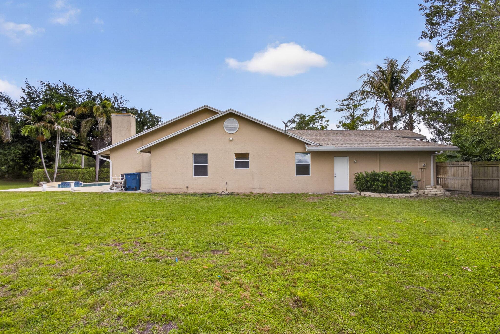 103 Oxford Court, Royal Palm Beach, FL 33411 — photo 53 of 74