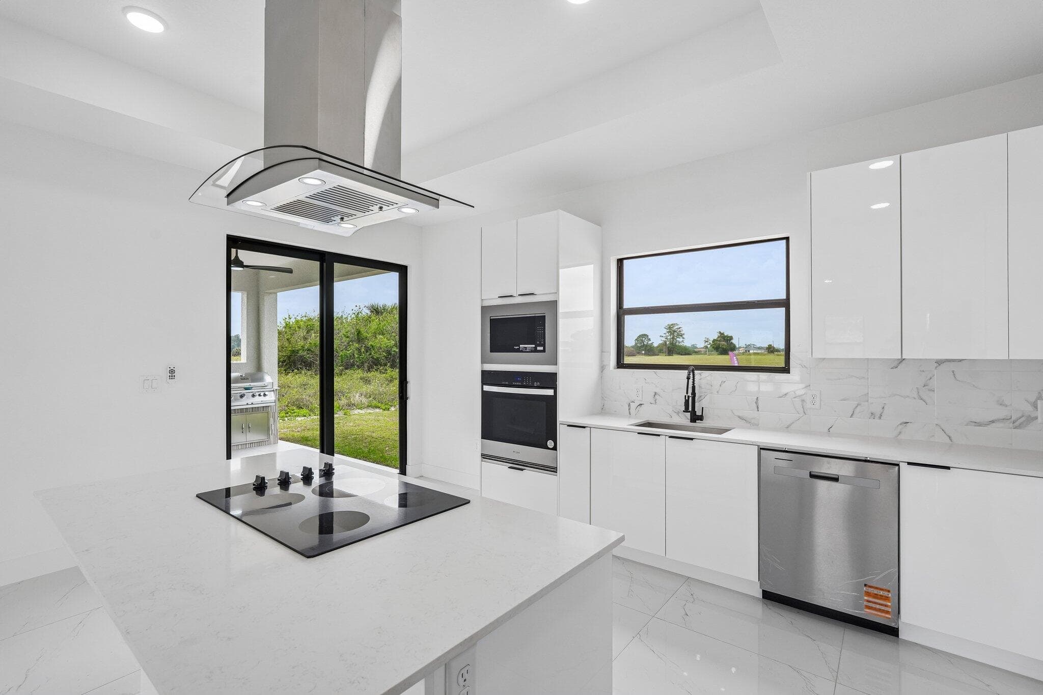 9035 W Broad Circle, LaBelle, FL 33935 — photo 5 of 44