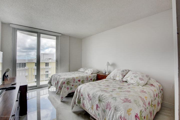 100 Worth Avenue 7, Palm Beach, FL 33480 — photo 13 of 28