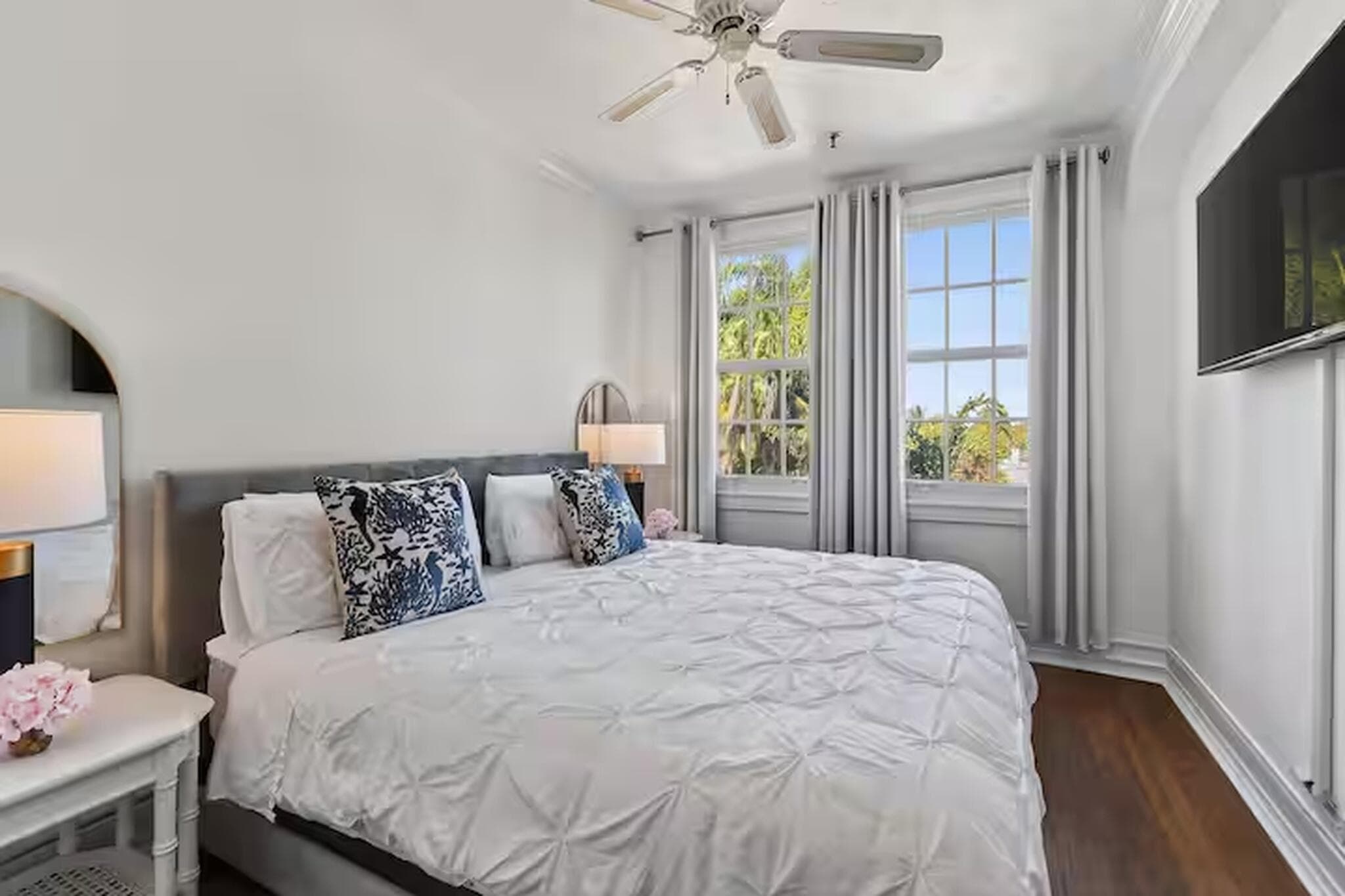 235 Sunrise 3244, Palm Beach, FL 33480 — photo 15 of 21