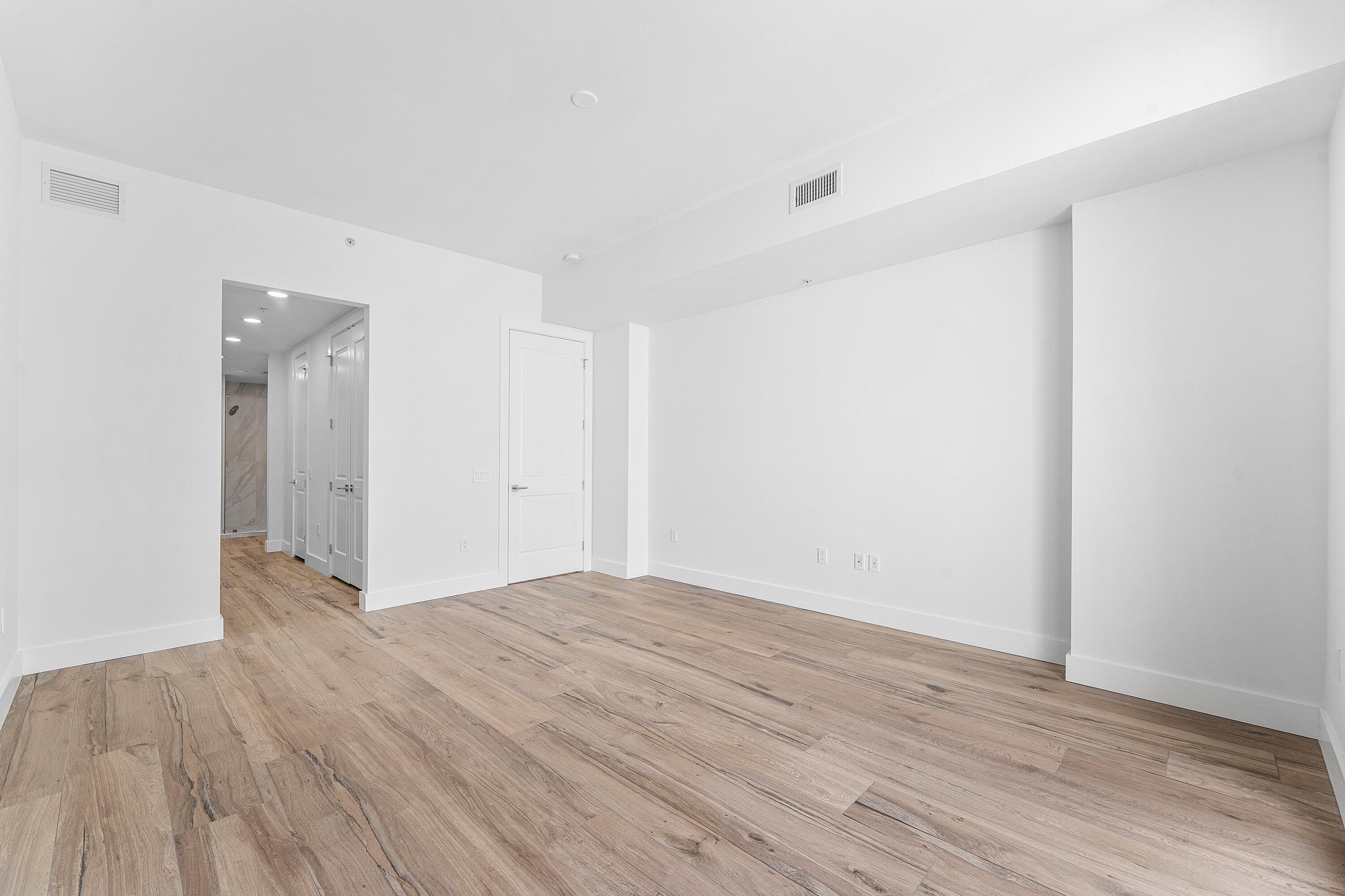 180 Lake Drive 2204, Palm Beach Shores, FL 33404 — photo 26 of 42