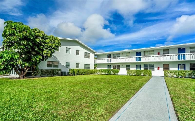 137 Farnham F 137, Deerfield Beach, FL 33442 — photo 1 of 96