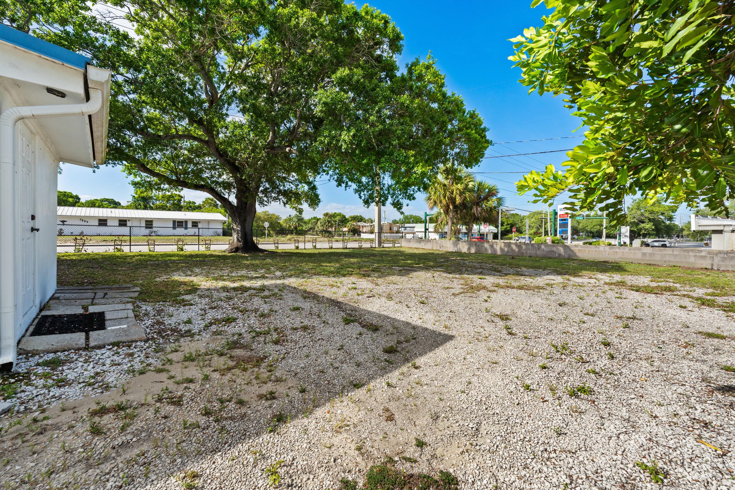 1324 16th Street, Vero Beach, FL — photo 18 of 26
