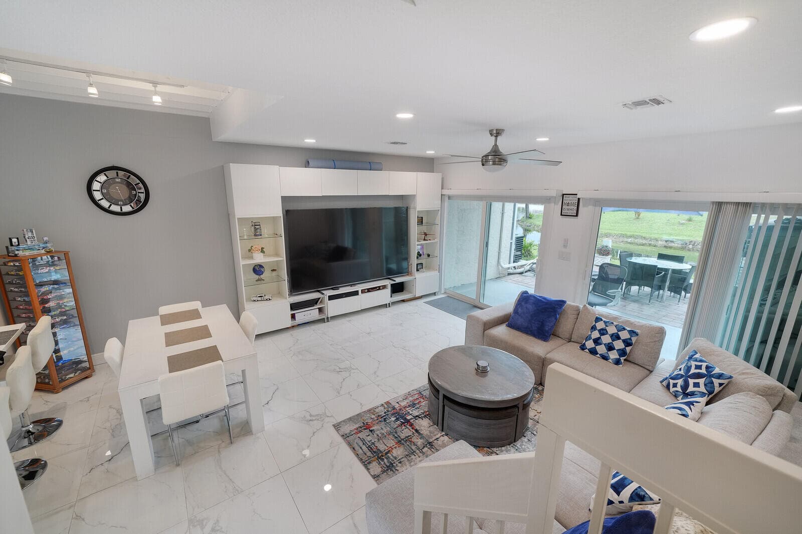 4807 S Hemingway Circle, Margate, FL 33063 — photo 9 of 34