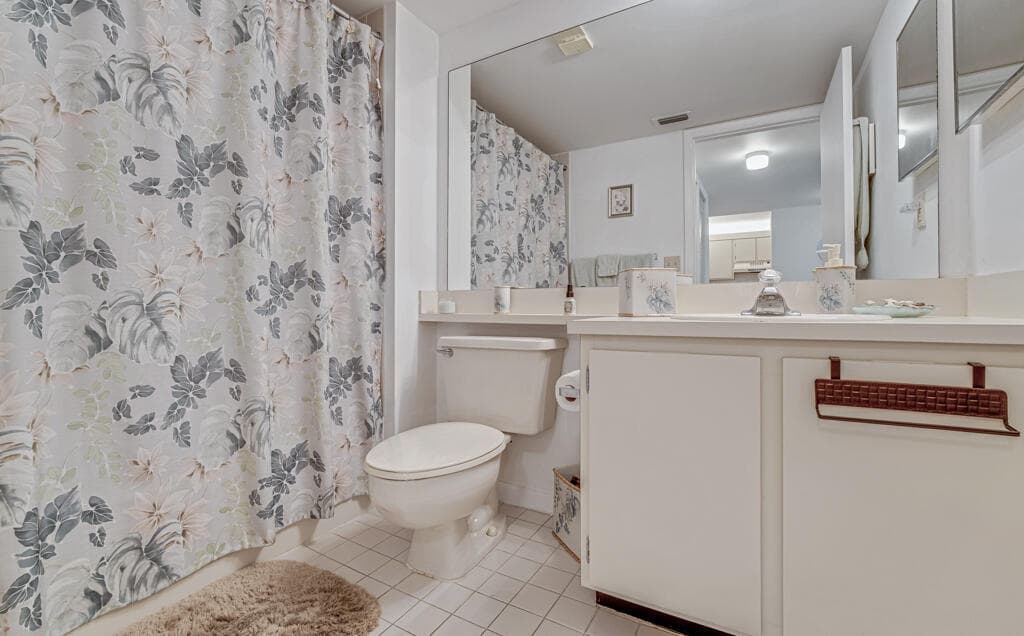 3146 Via Poinciana 203, Lake Worth, FL 33467 — photo 15 of 18