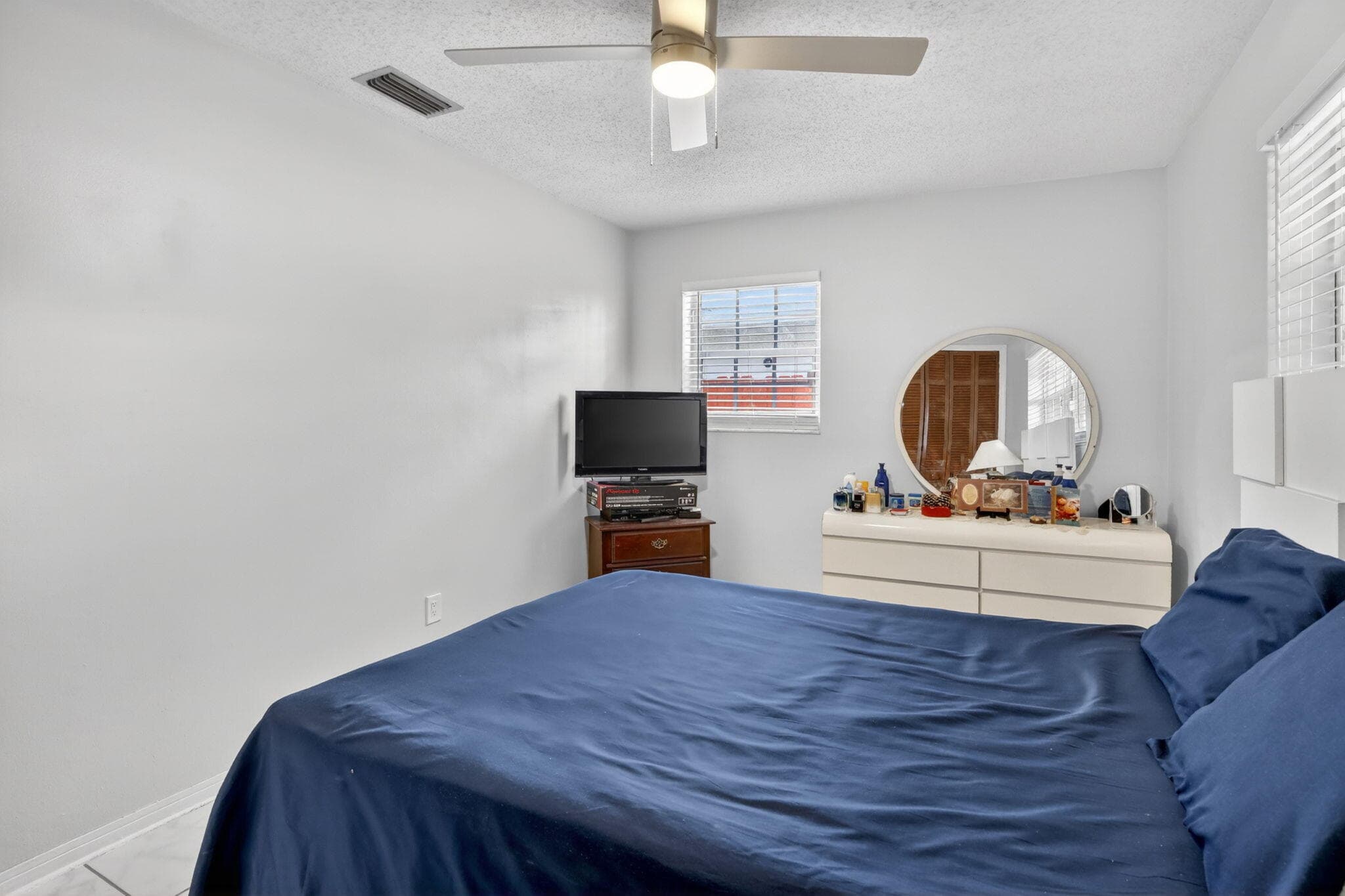 1411 NW 89th Avenue, Pembroke Pines, FL 33024 — photo 35 of 57