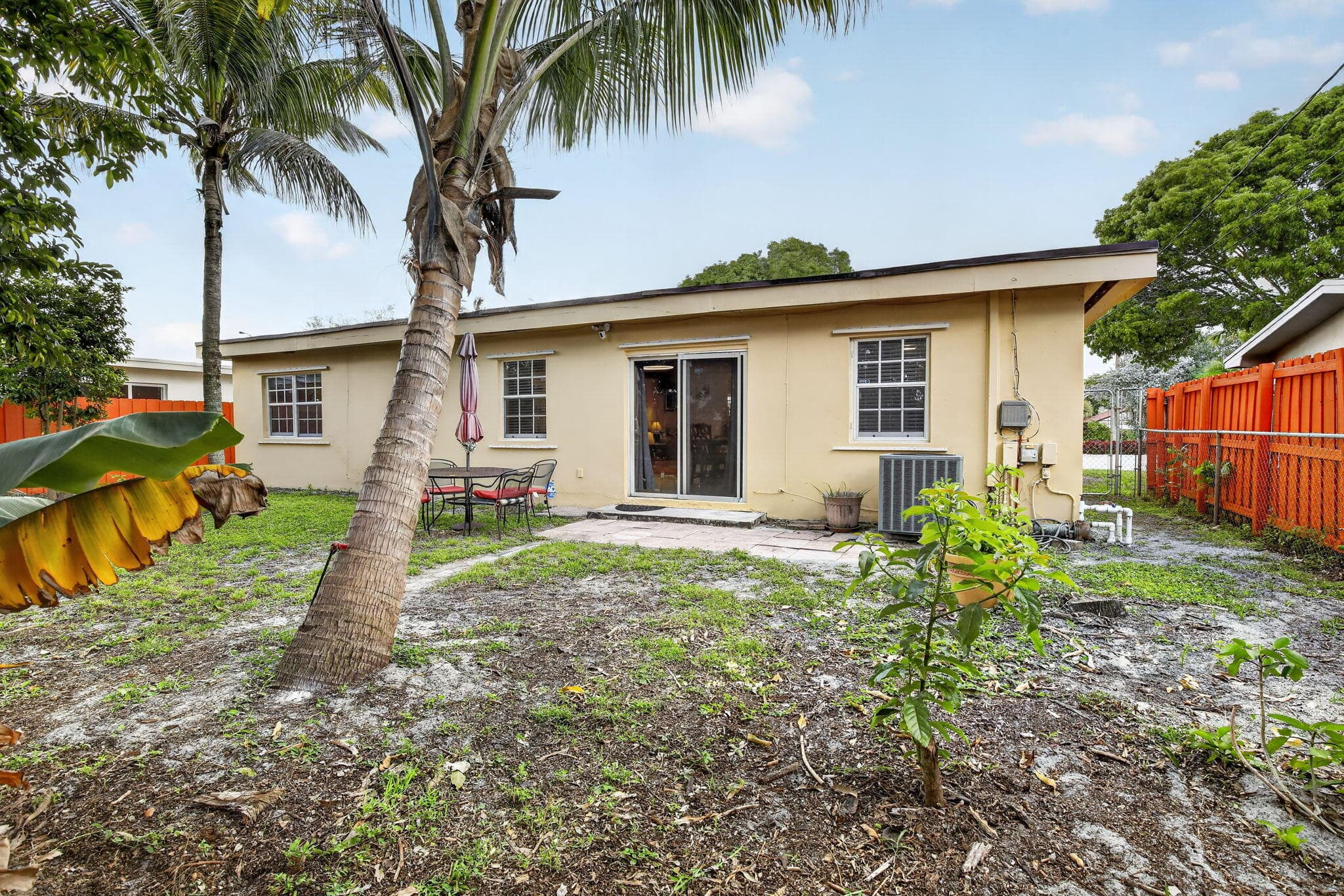 1411 NW 89th Avenue, Pembroke Pines, FL 33024 — photo 38 of 57