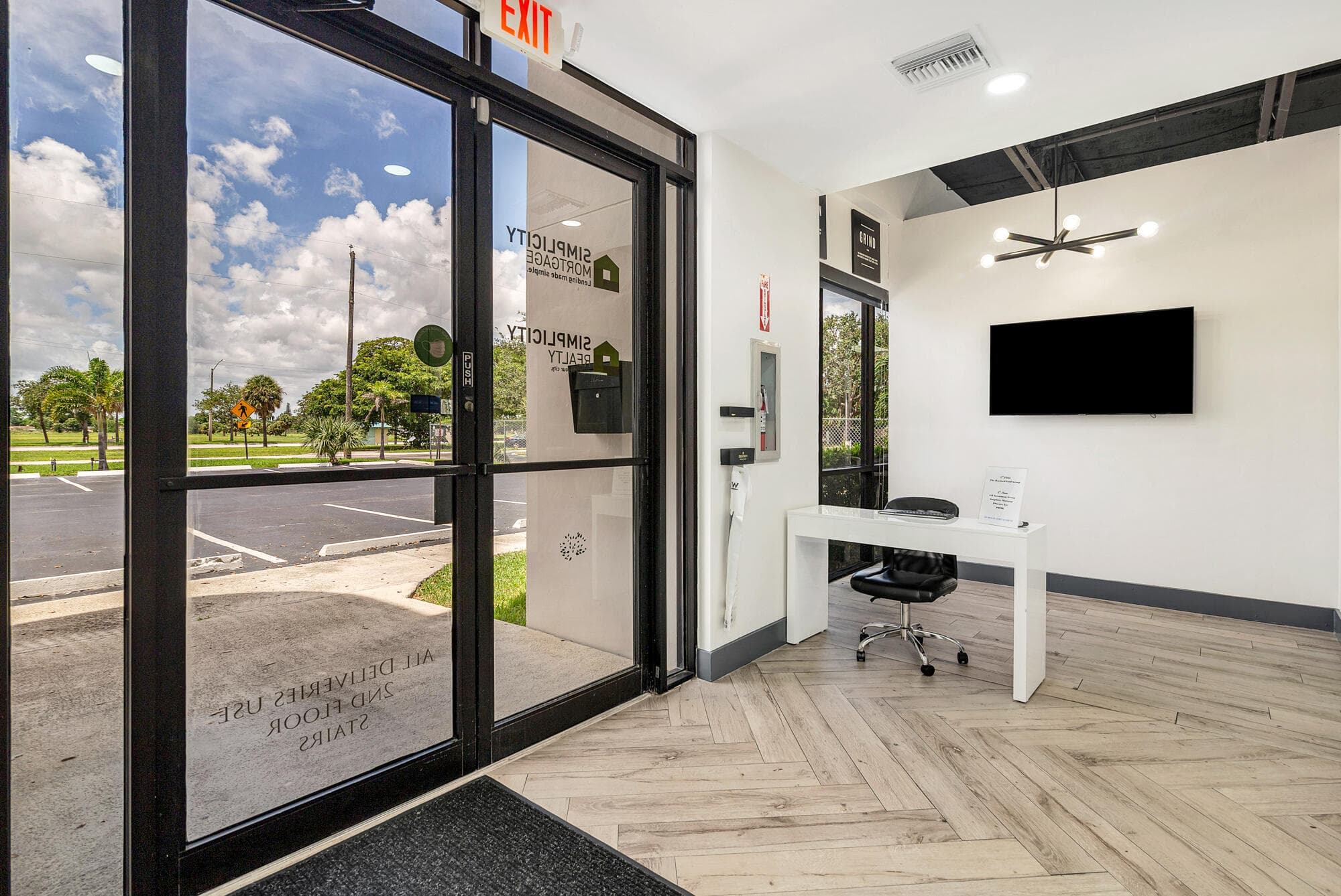 1300 Old Congress Avenue, West Palm Beach, FL 33409 — photo 8 of 79