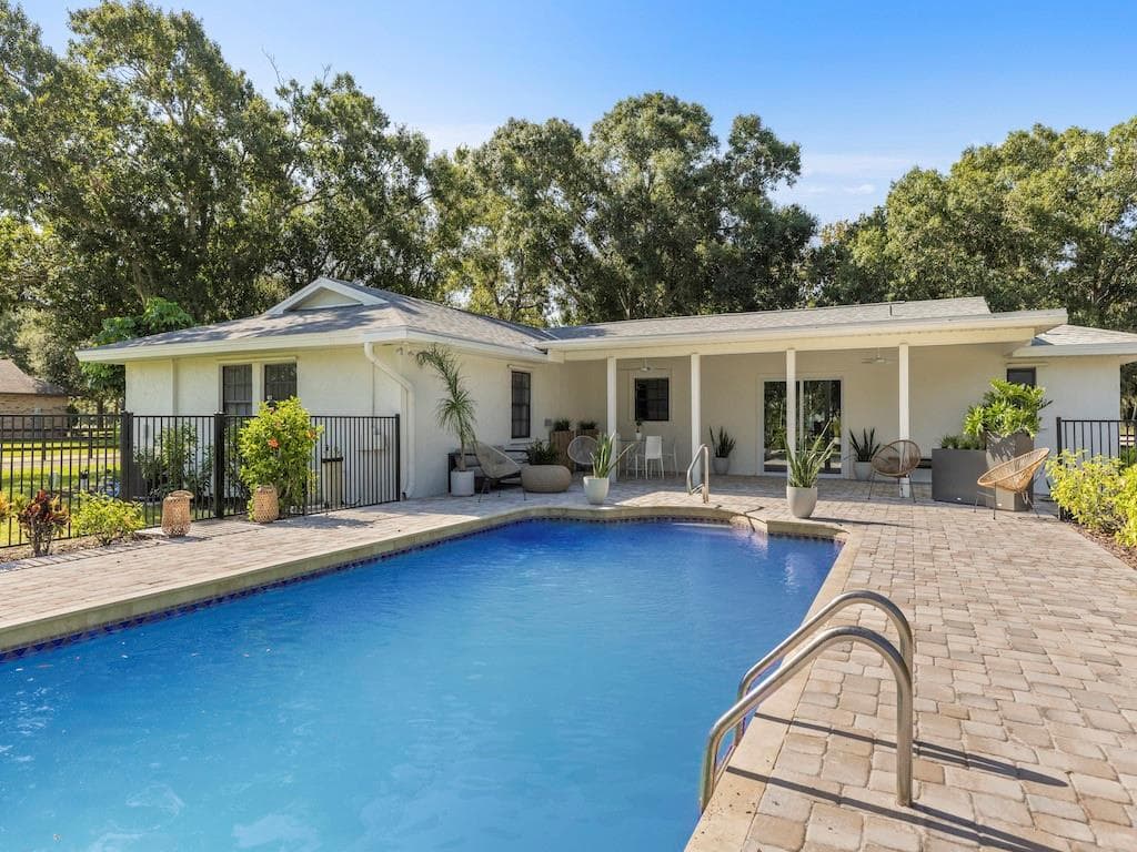 8530 8th Street, Vero Beach, FL 32968 — photo 11 of 21