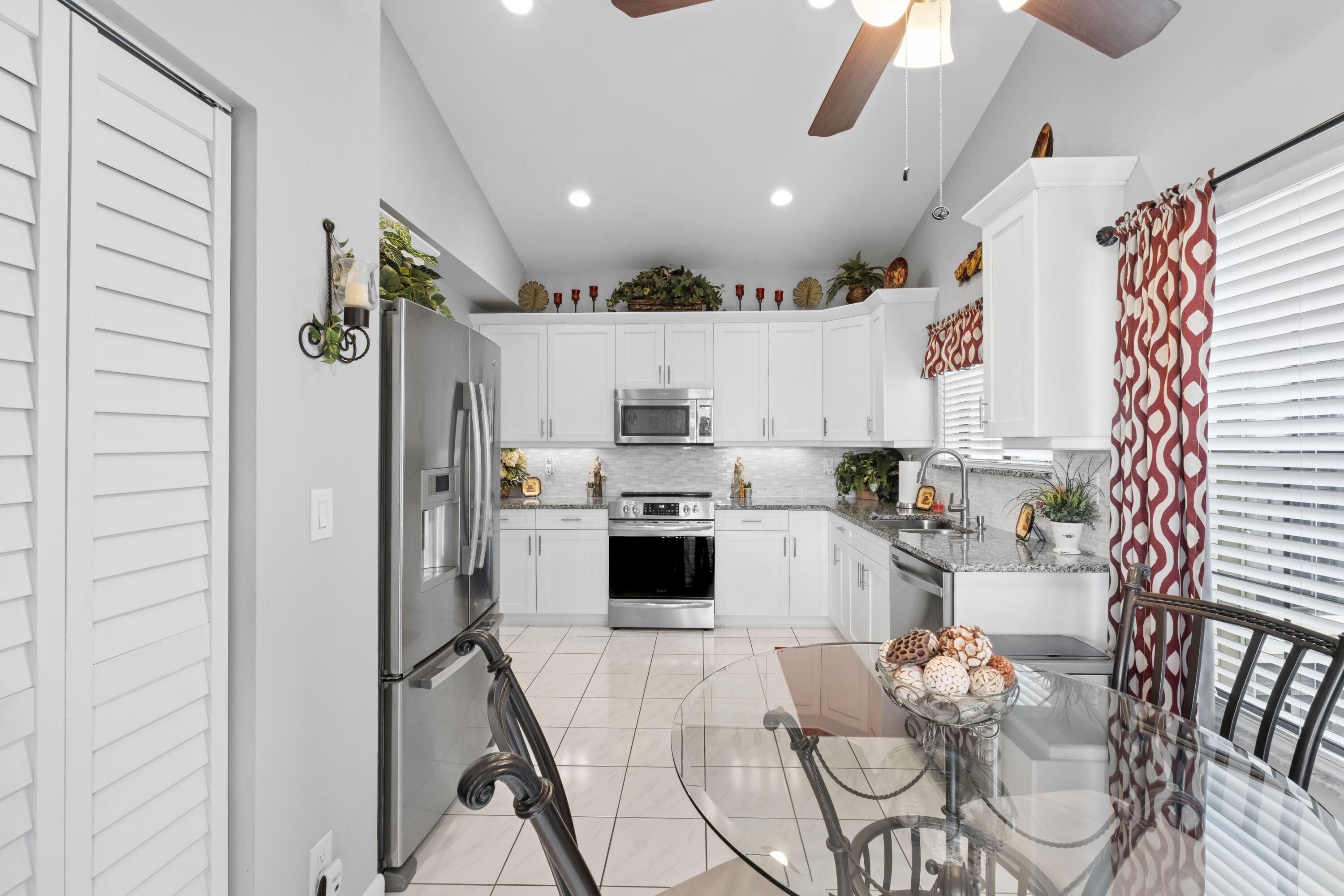 3327 Jog Park Drive 4022, Greenacres, FL 33467 — photo 4 of 45