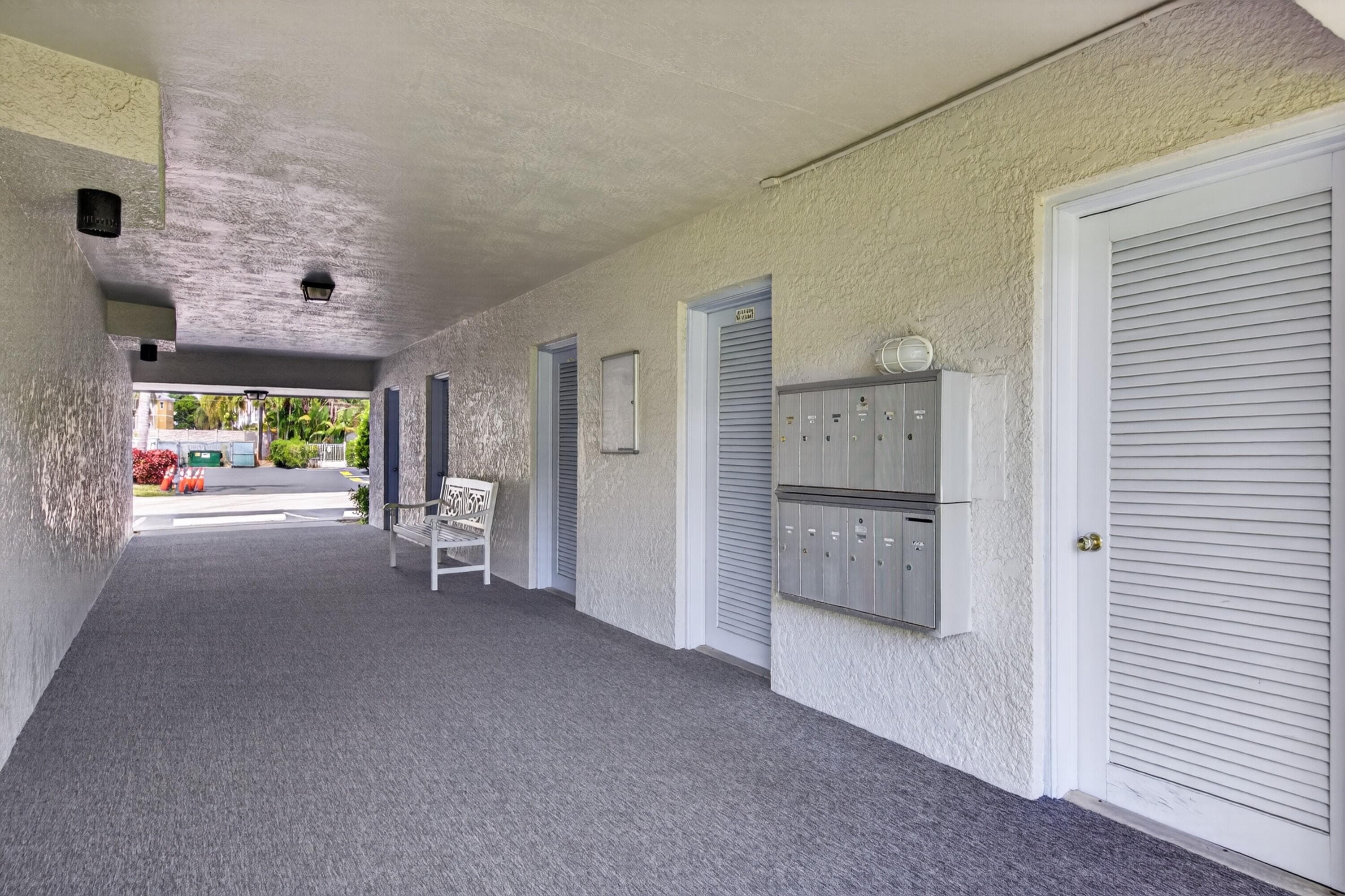 2110 NE 42nd Street 4b, Lighthouse Point, FL 33064 — photo 12 of 17