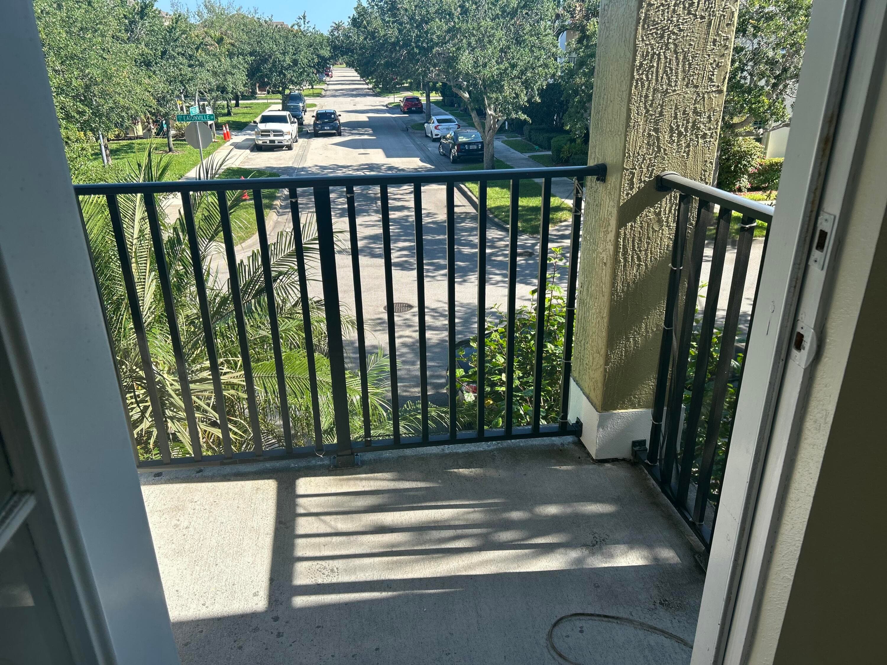 2124 SE Eatonville Drive, Port St. Lucie, FL 34952 — photo 7 of 12