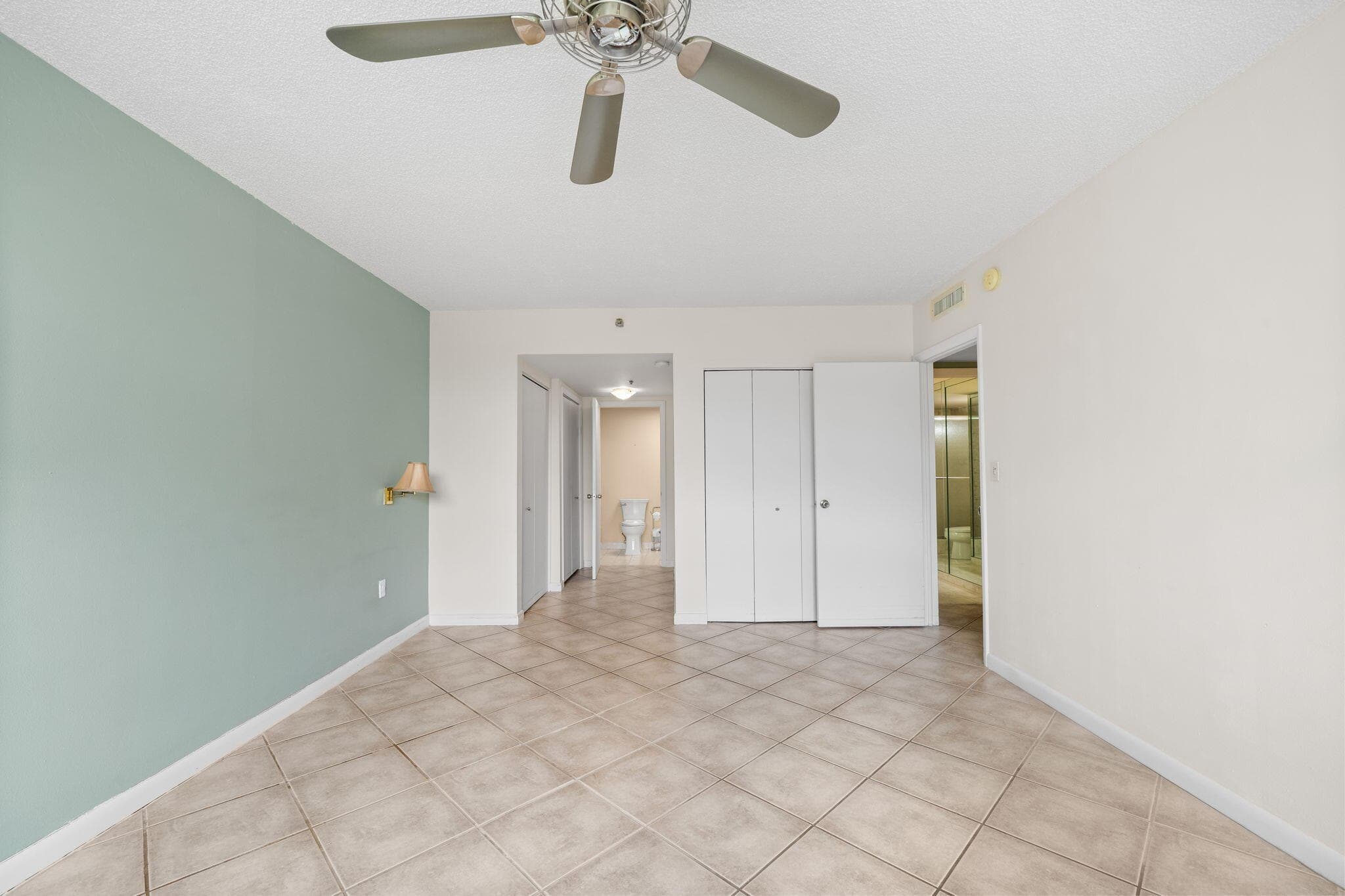 4001 Hillcrest Drive 406, Hollywood, FL 33021 — photo 21 of 40