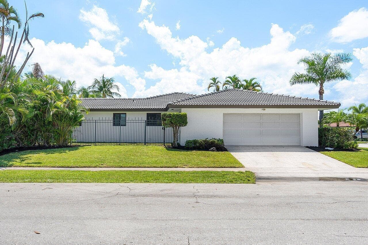 1200 SW 8th Street, Boca Raton, FL 33486 — photo 3 of 42