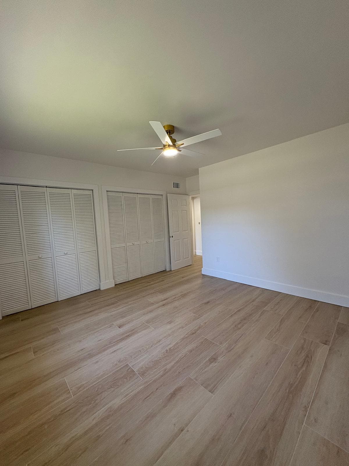 525 NE 126th Street, North Miami, FL 33161 — photo 5 of 10