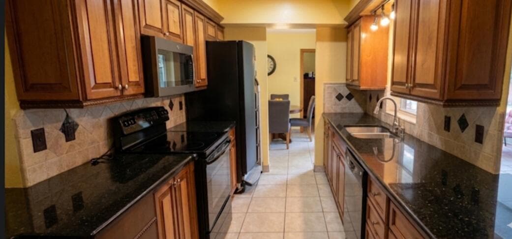 5221 NE 19th Avenue, Fort Lauderdale, FL 33308 — photo 9 of 25